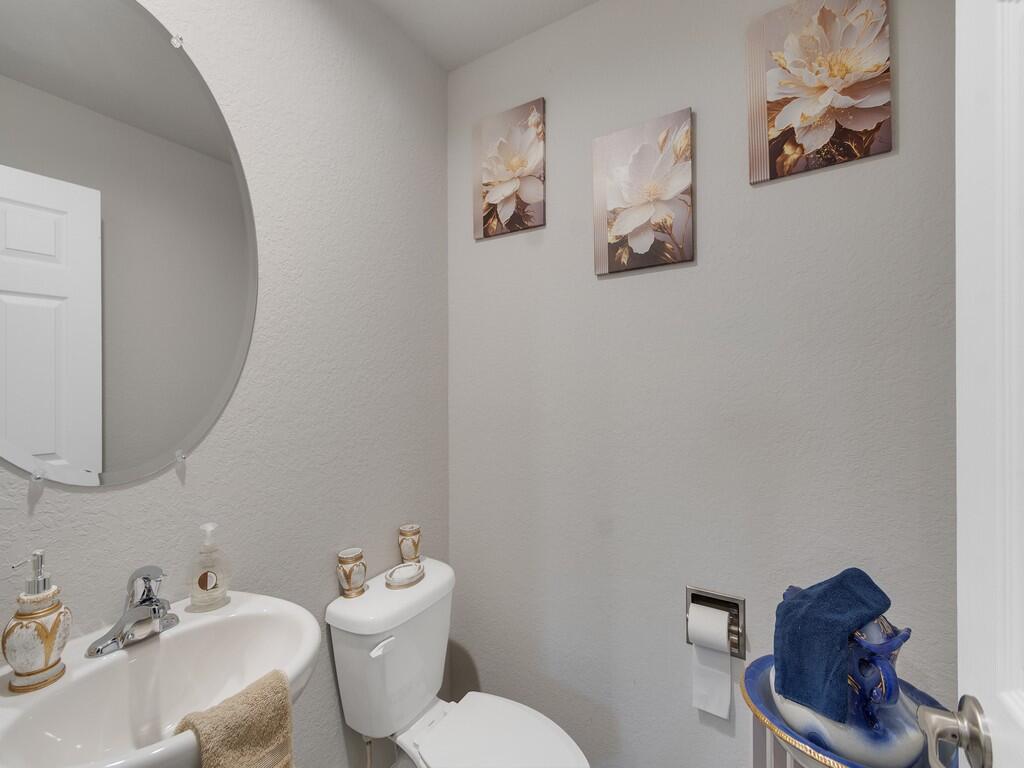 13951 Brazil Court Property Photo 3