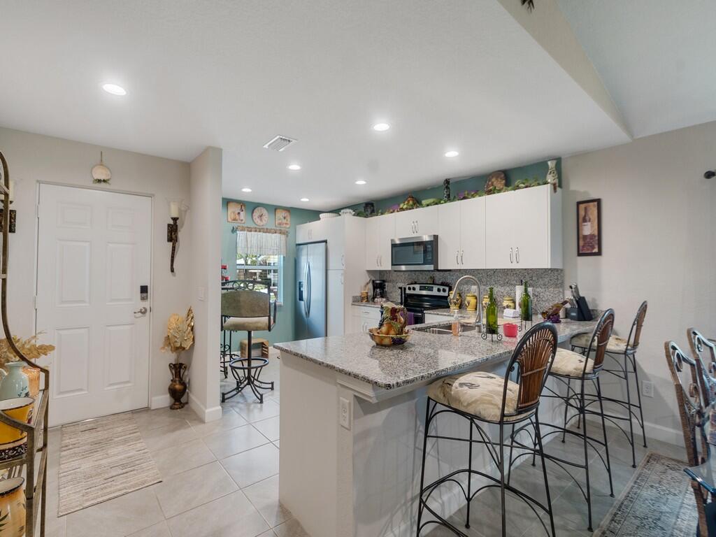 13951 Brazil Court Property Photo 4