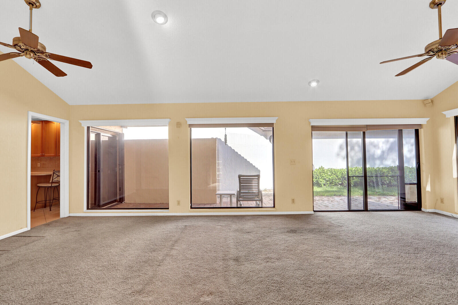 13 Ironwood Way N Property Photo 6
