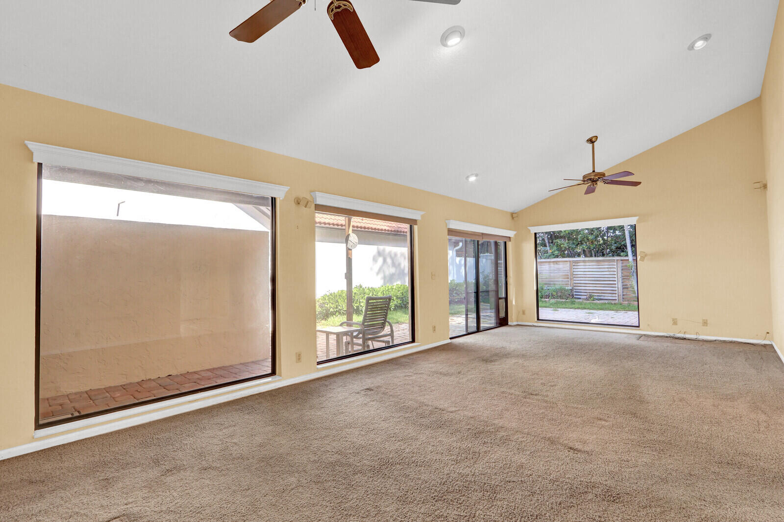 13 Ironwood Way N Property Photo 7