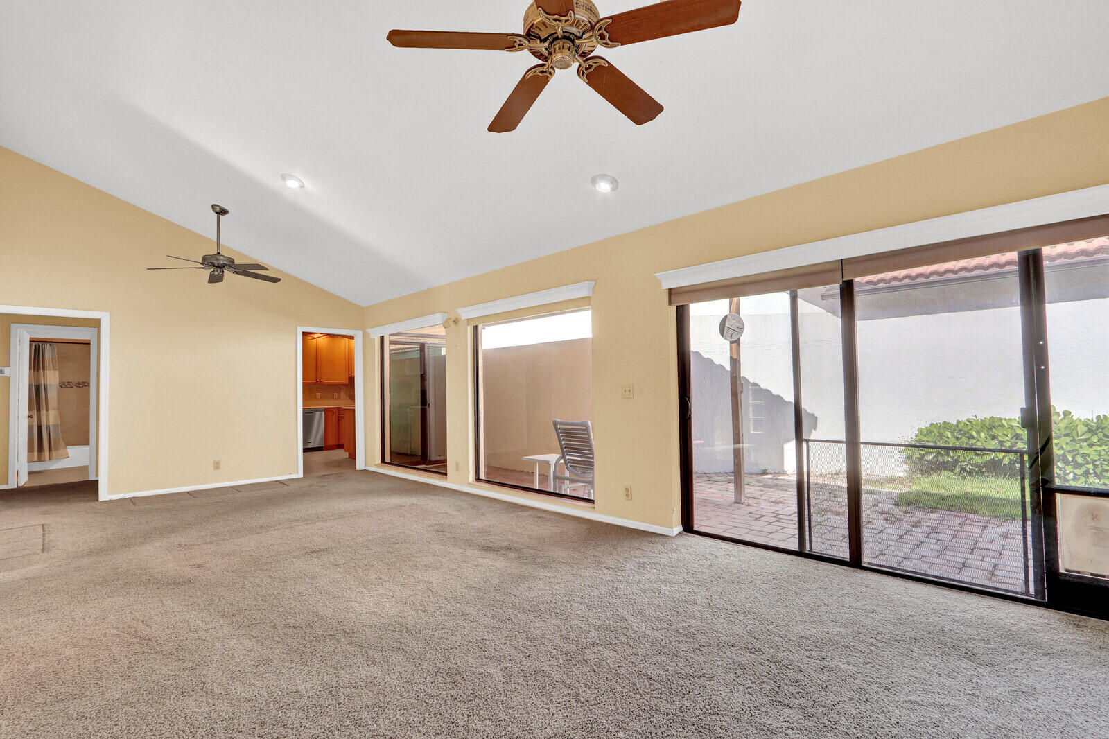 13 Ironwood Way N Property Photo 9