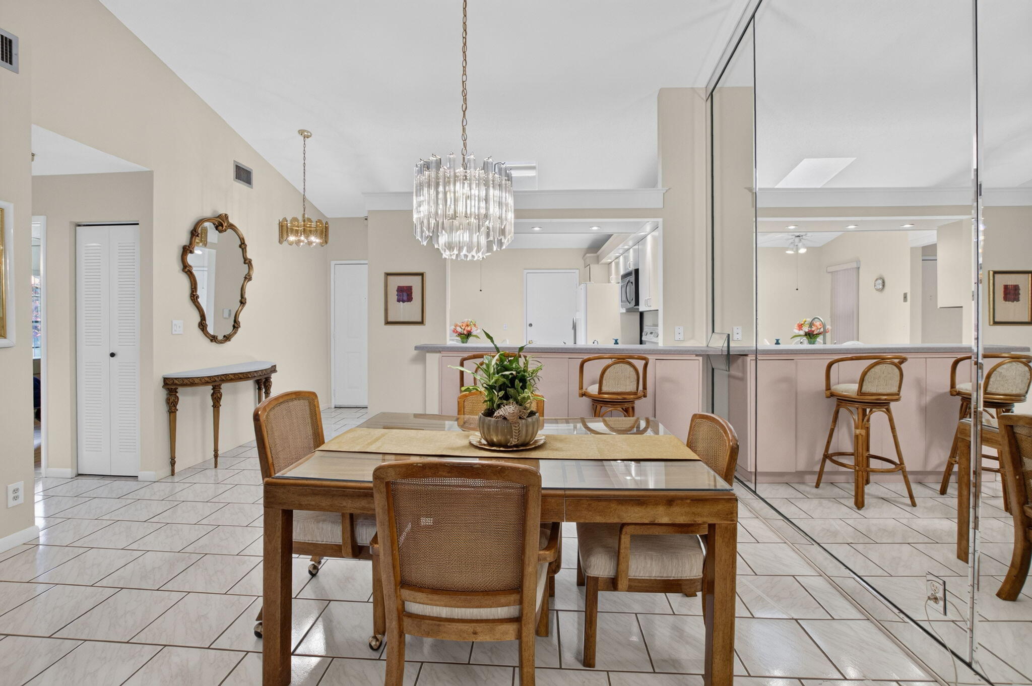 10546 Beach Palm Court B Property Photo 17