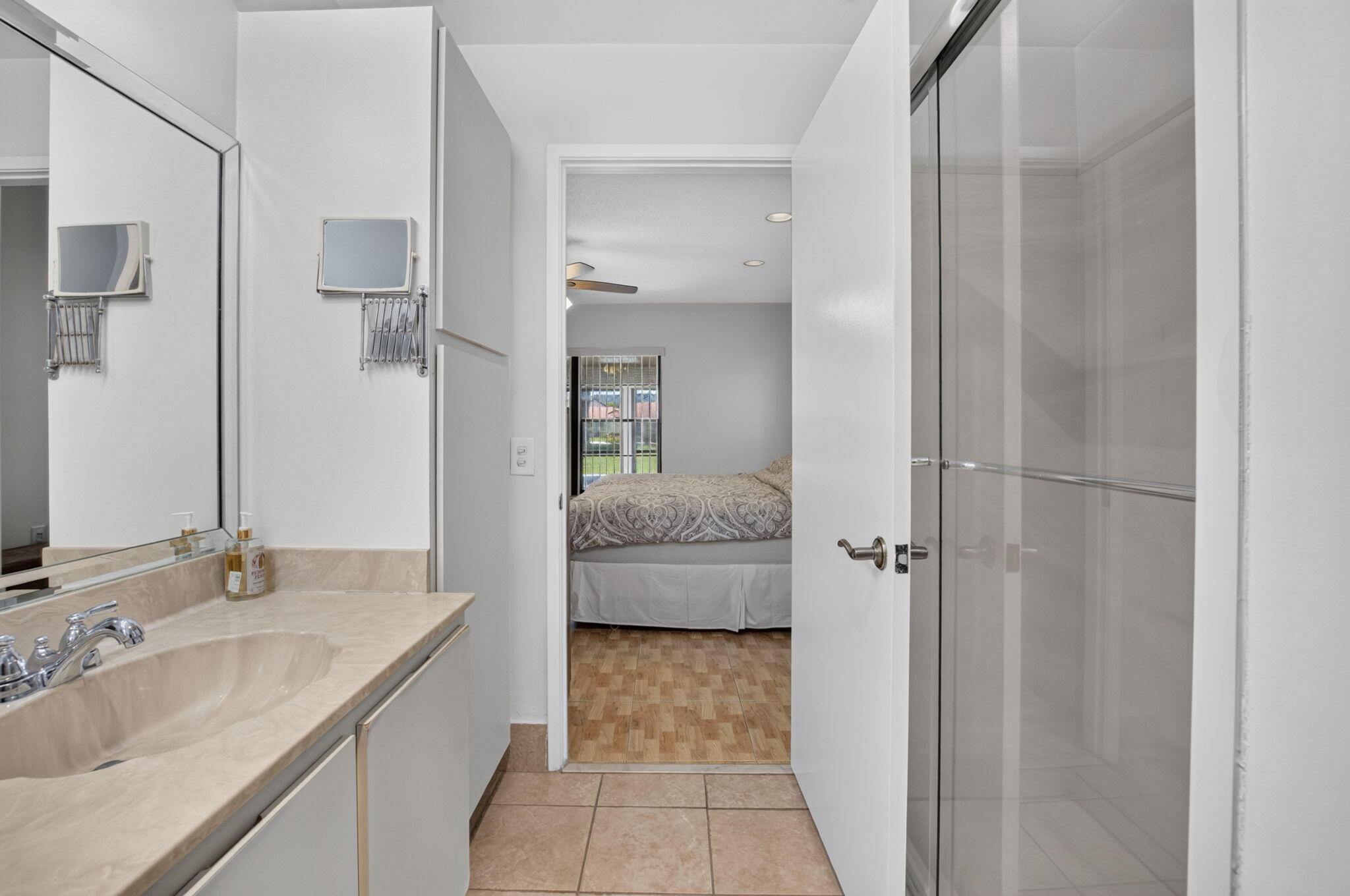 10546 Beach Palm Court B Property Photo 26