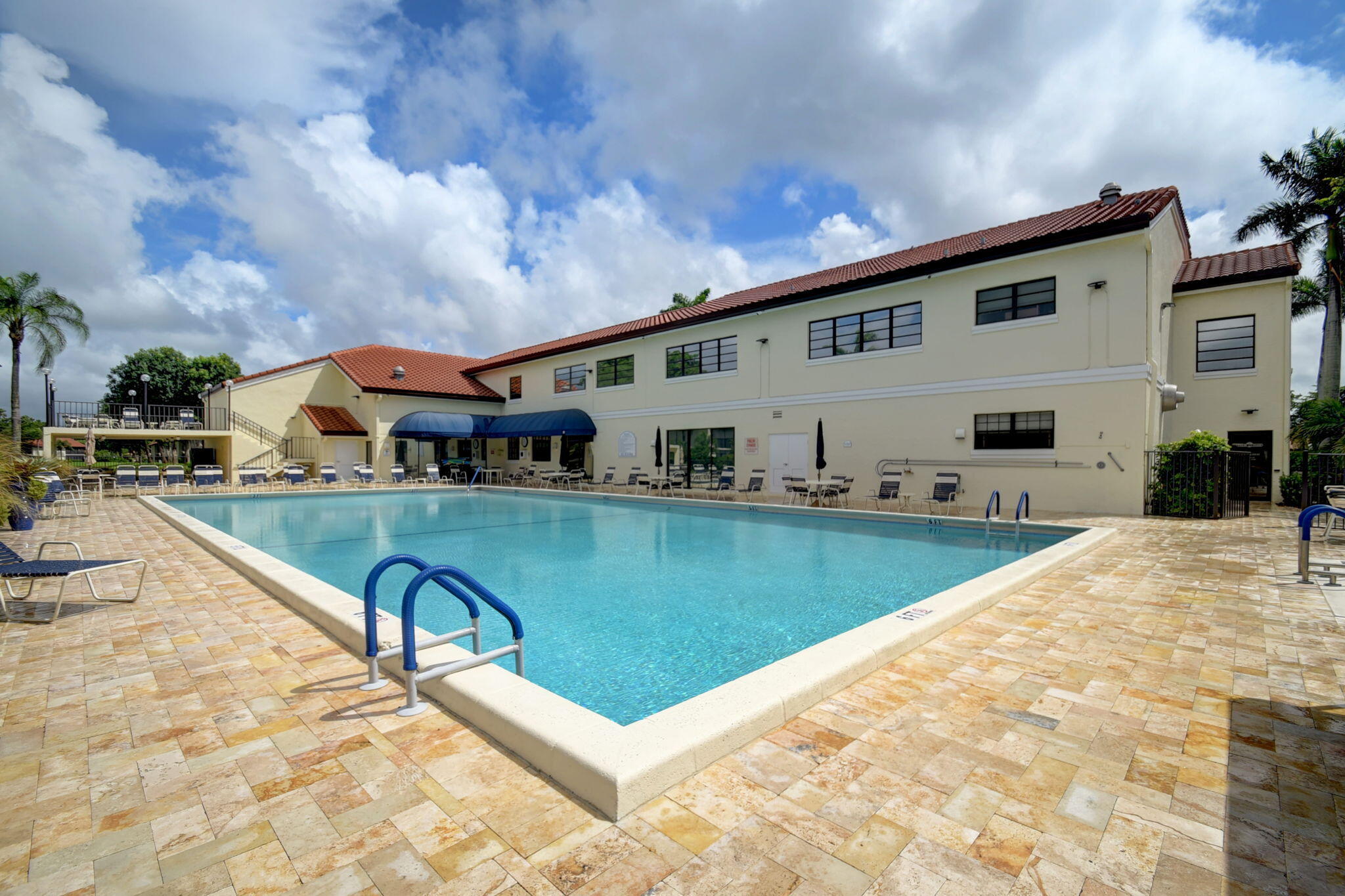 10546 Beach Palm Court B Property Photo 45