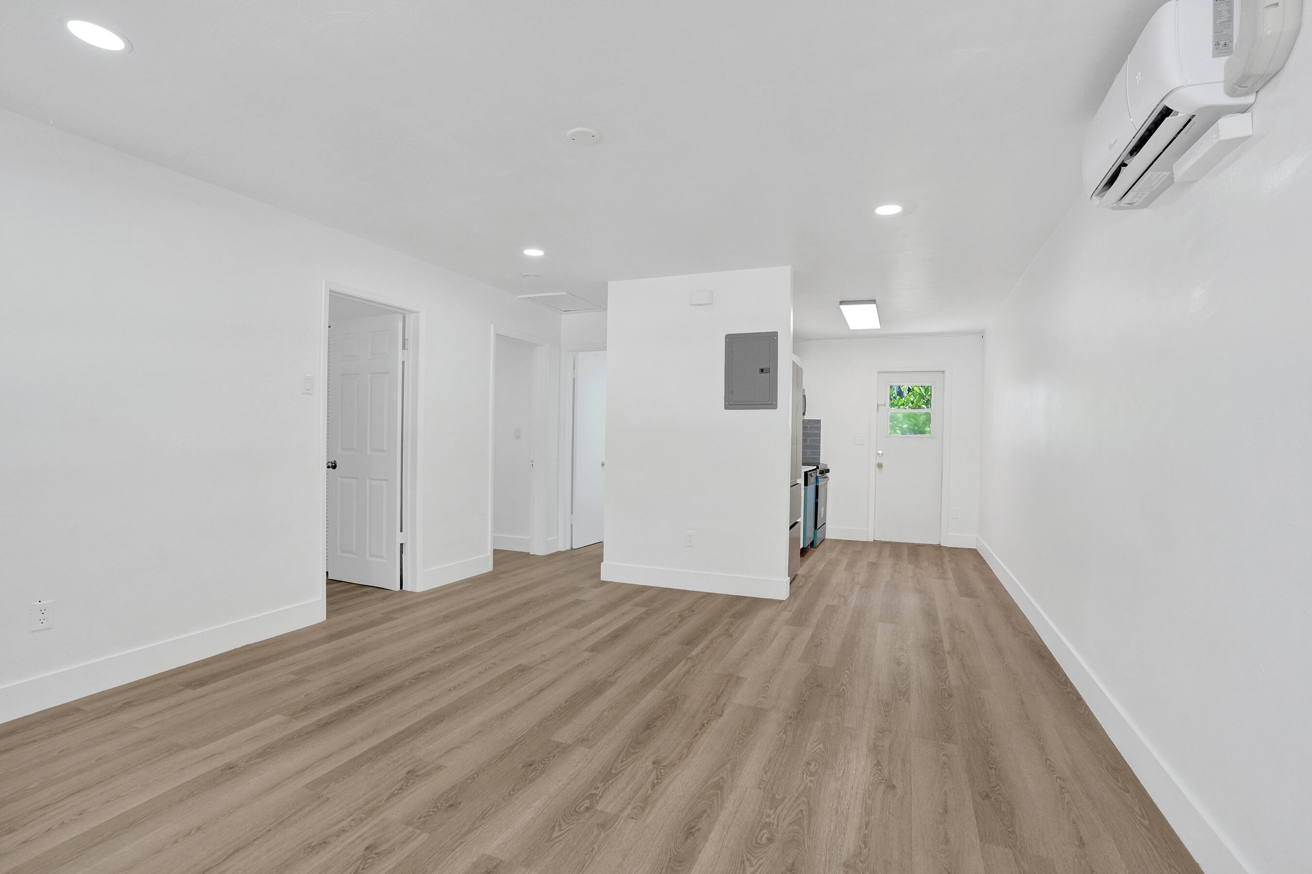 2020 Ne 15th Street Property Photo 4