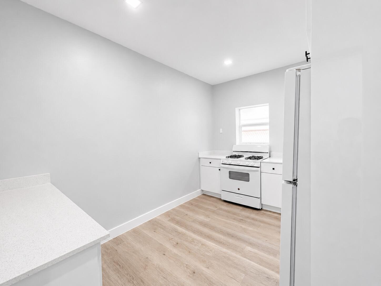 1905 Monroe Street Property Photo 11
