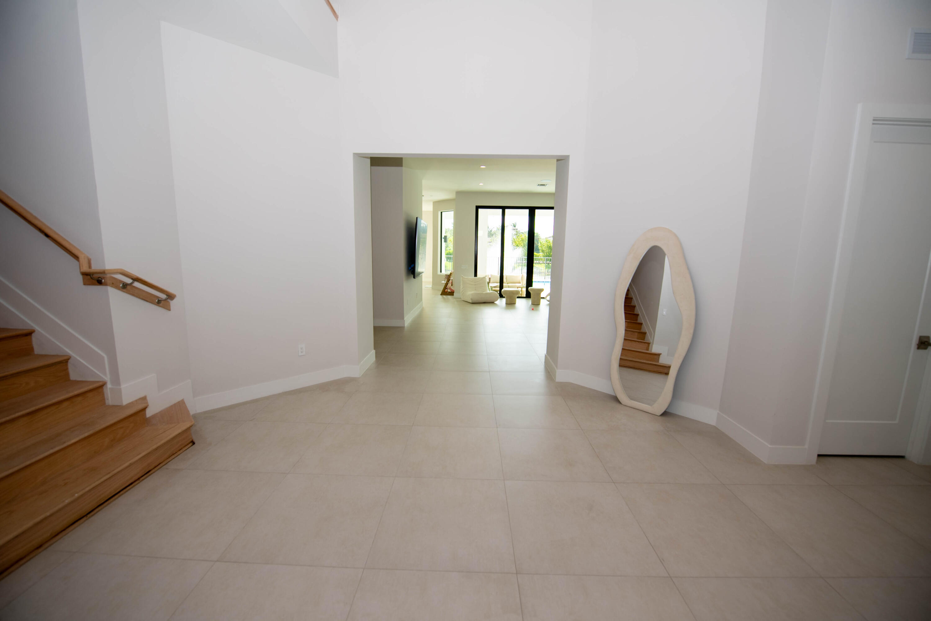 5746 Ashwood Circle W Property Photo 7