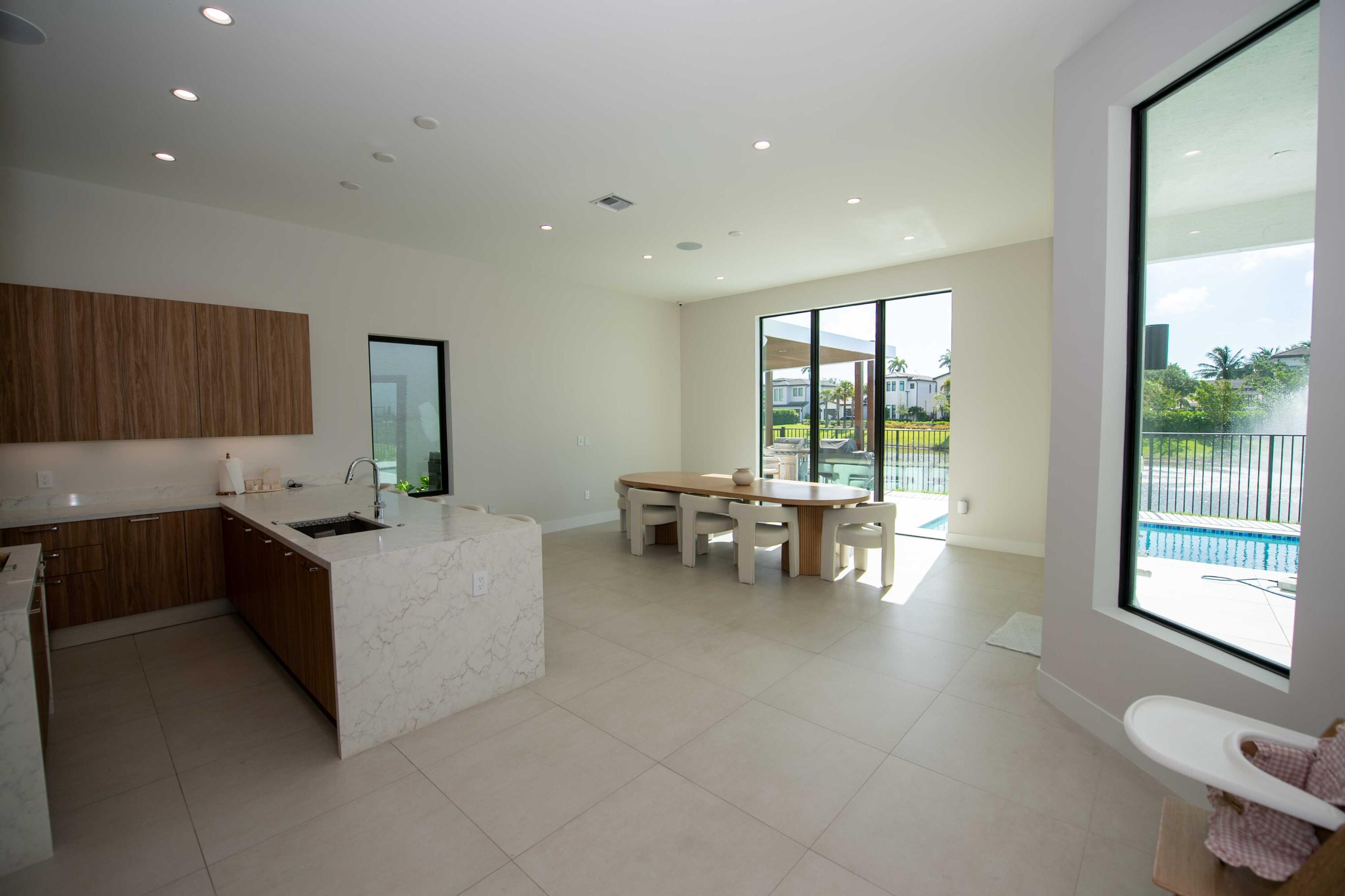 5746 Ashwood Circle W Property Photo 15