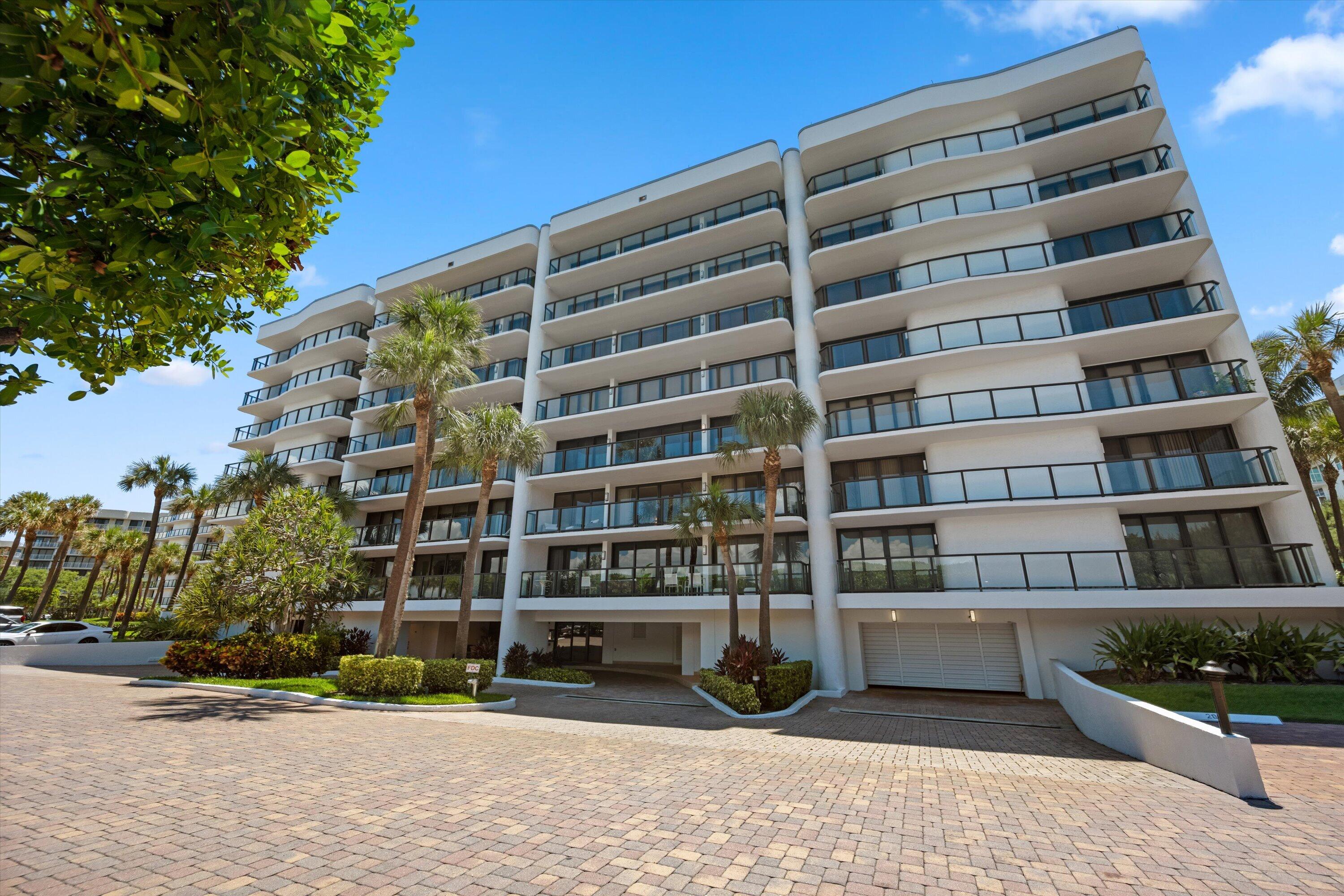 3440 S Ocean Boulevard 104 S Property Photo 3