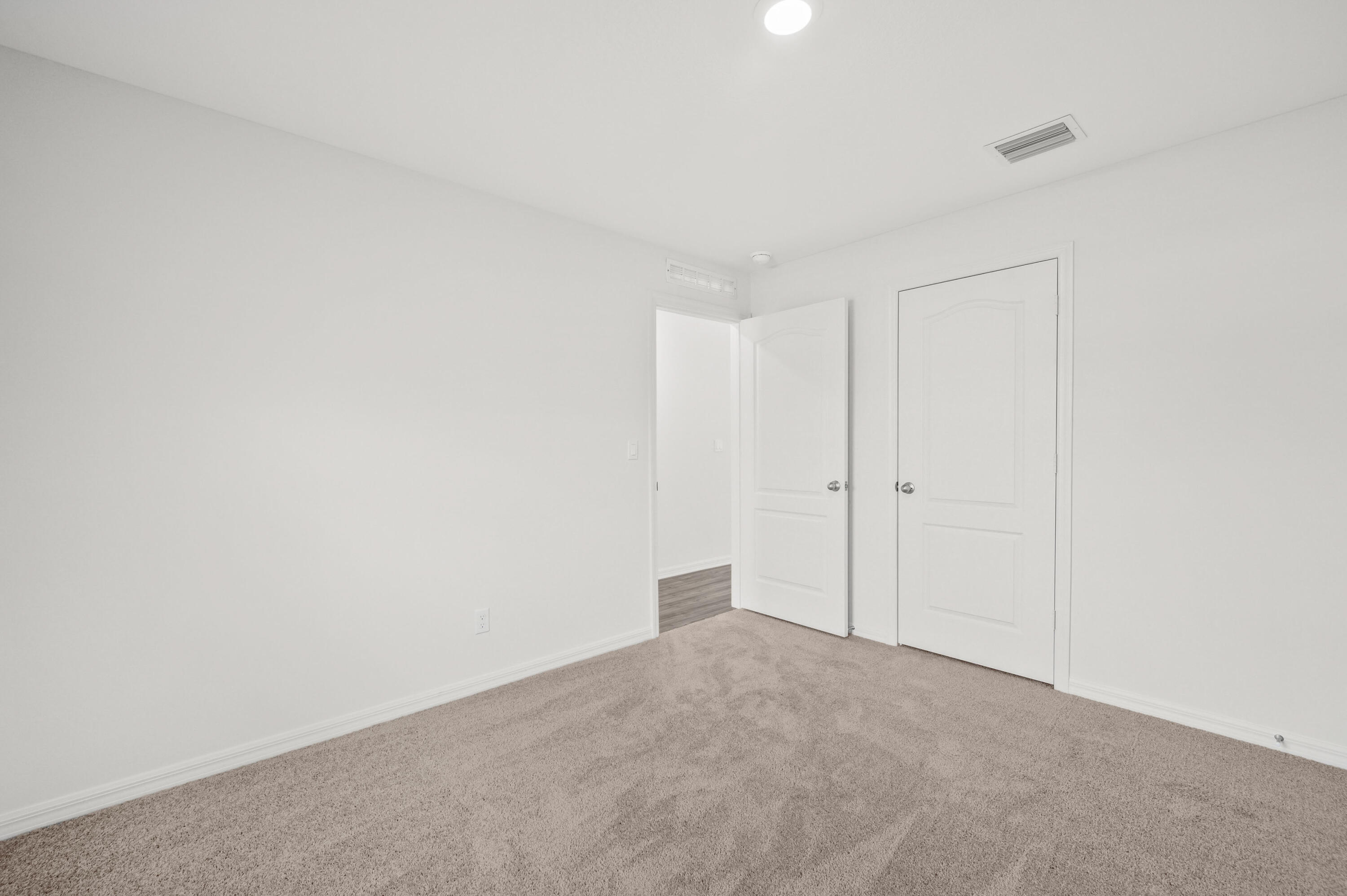 132 Sw Becker Road Property Photo 9