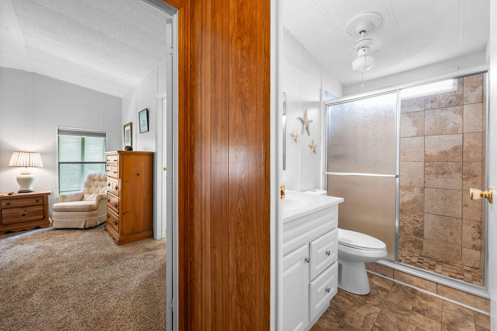 7894 Se Saratoga Drive E Property Photo 32