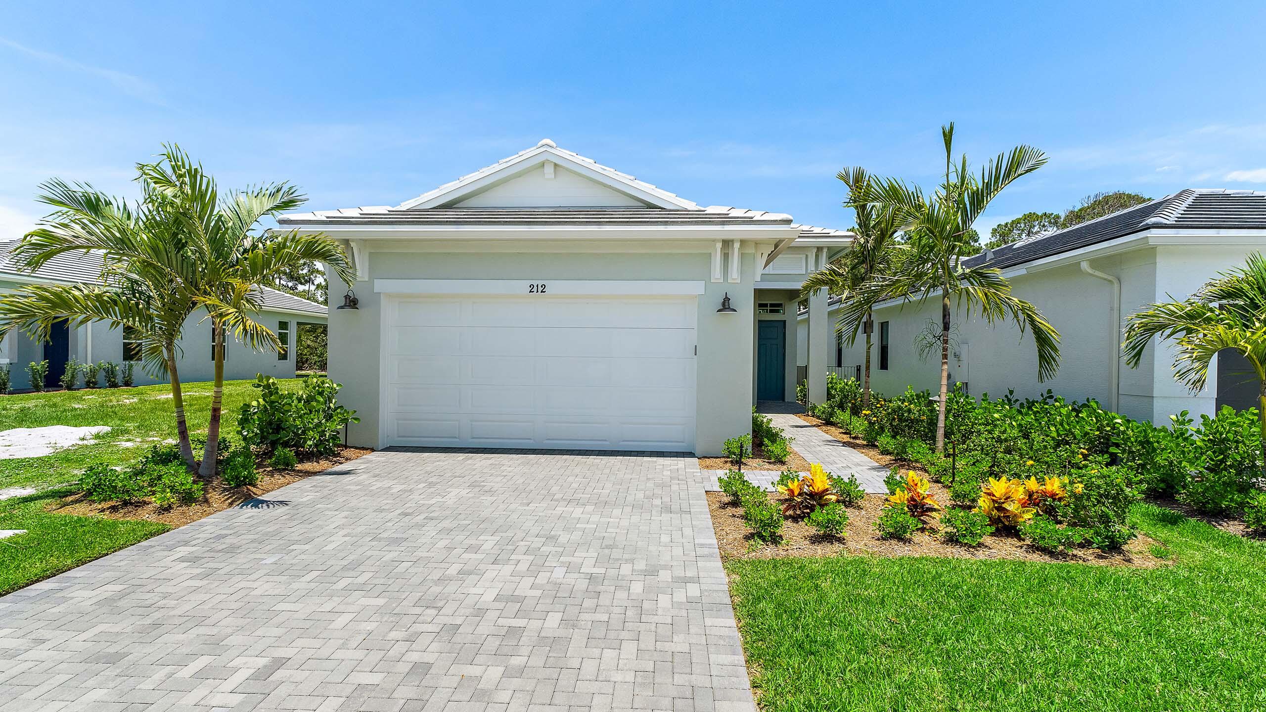 212 Se Via Sangro Property Photo 1