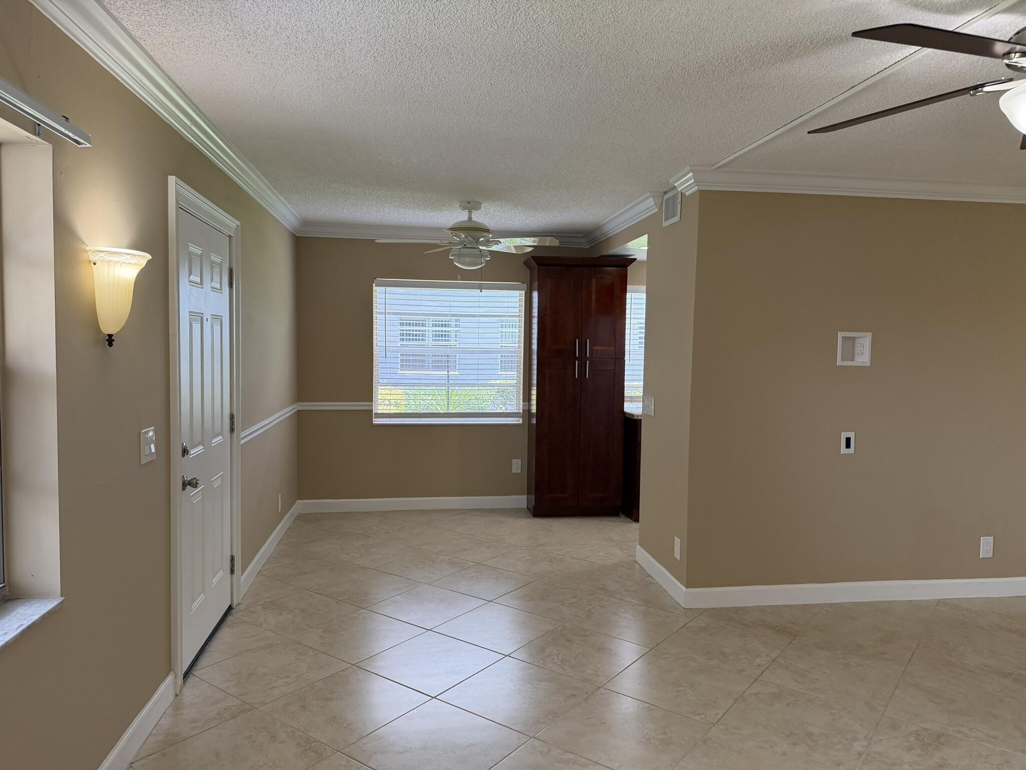 119 Burgundy C Property Photo 7