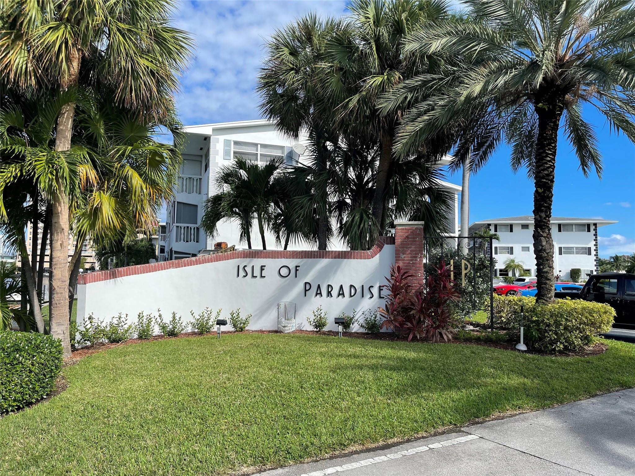 450 Paradise Isle Boulevard Property Photo 9
