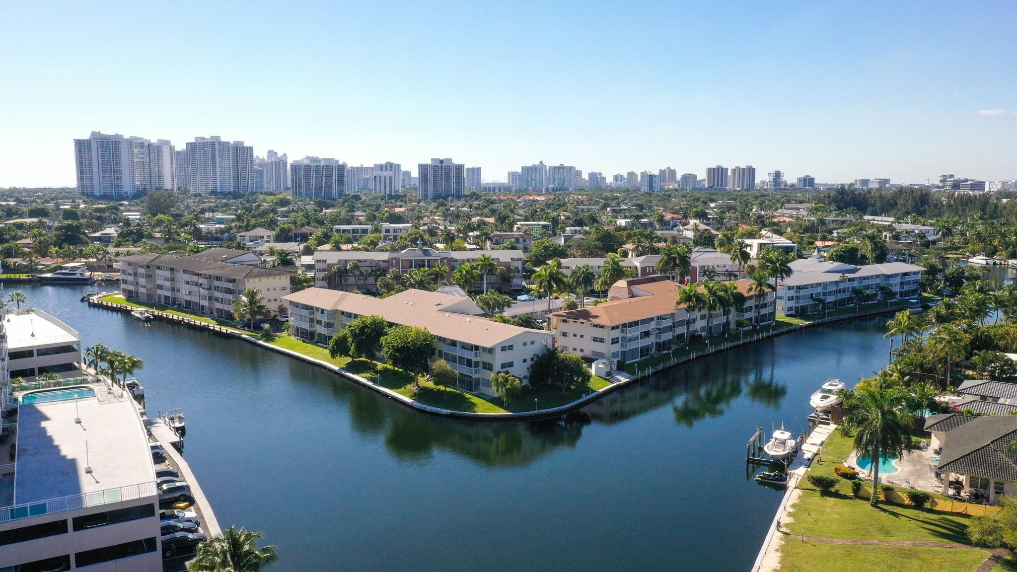 450 Paradise Isle Boulevard Property Photo 28
