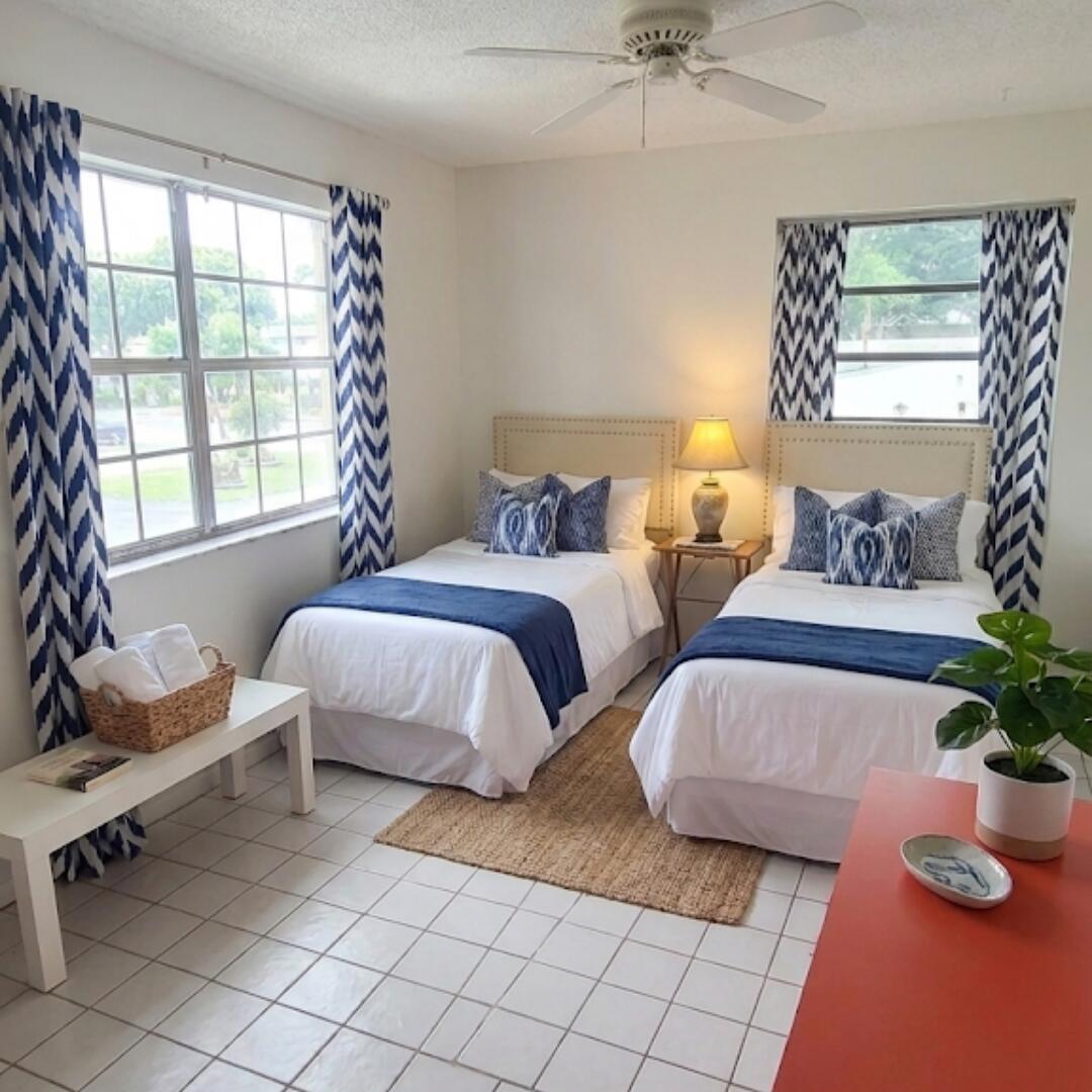 13746 Via Flora E Property Photo 3