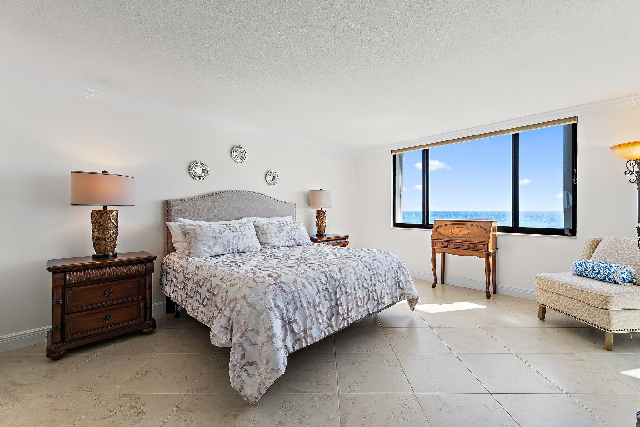 840 Ocean Drive 905 Property Photo 19