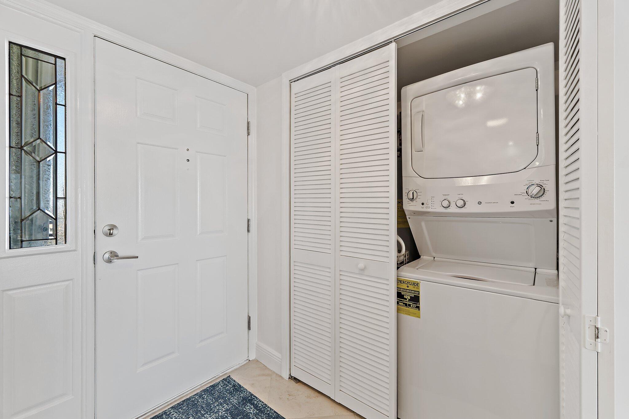 840 Ocean Drive 905 Property Photo 29