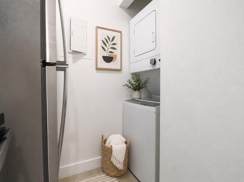 614 Sea Pine Way H2 Property Photo 5