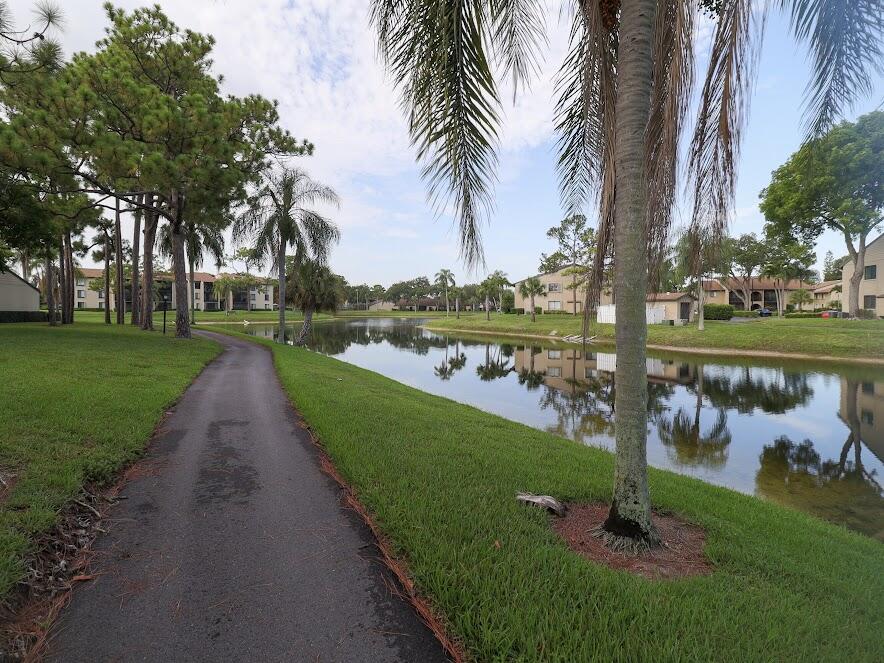 614 Sea Pine Way H2 Property Photo 13