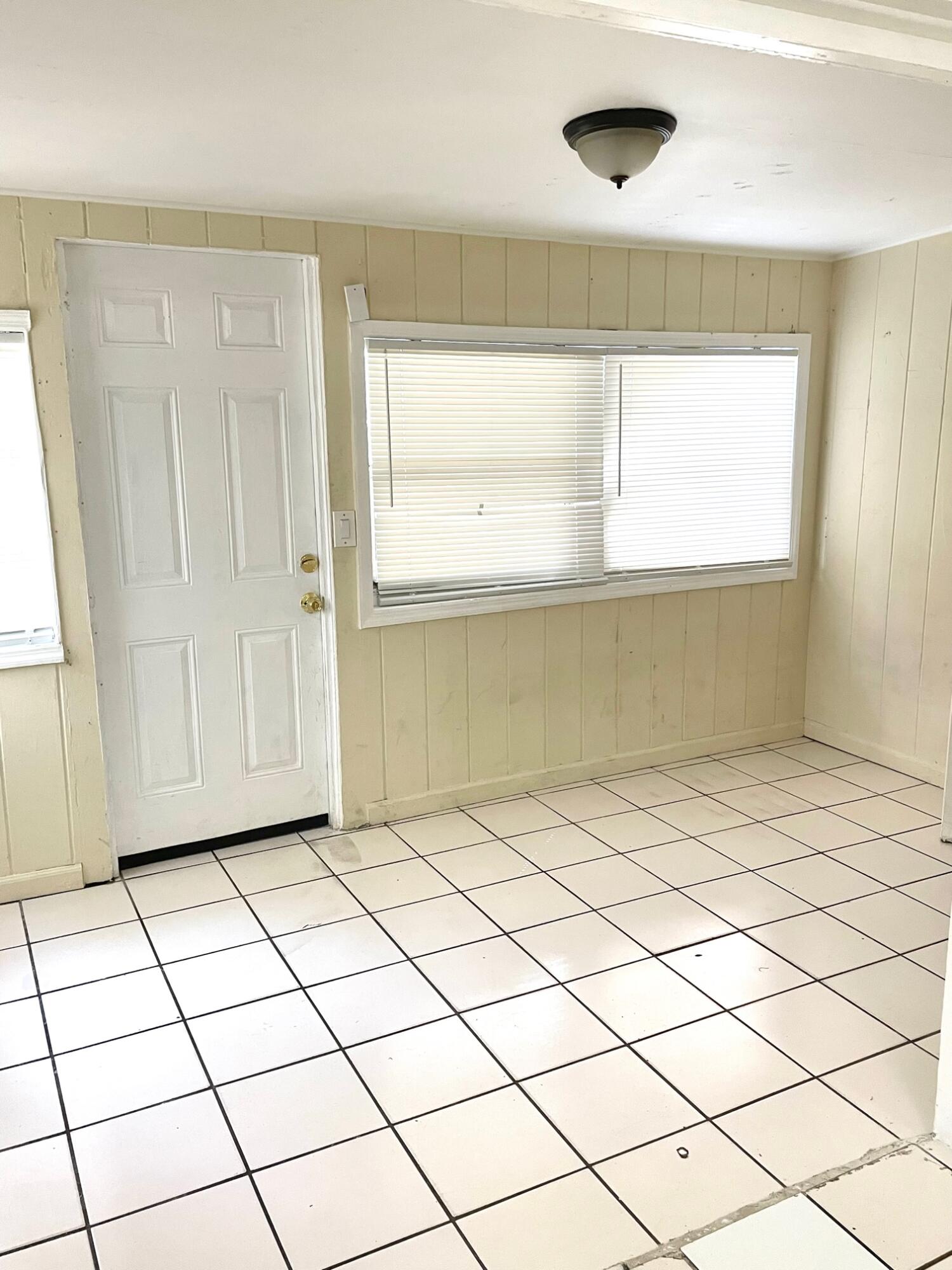 2308 Cleveland Street #e Property Photo 4