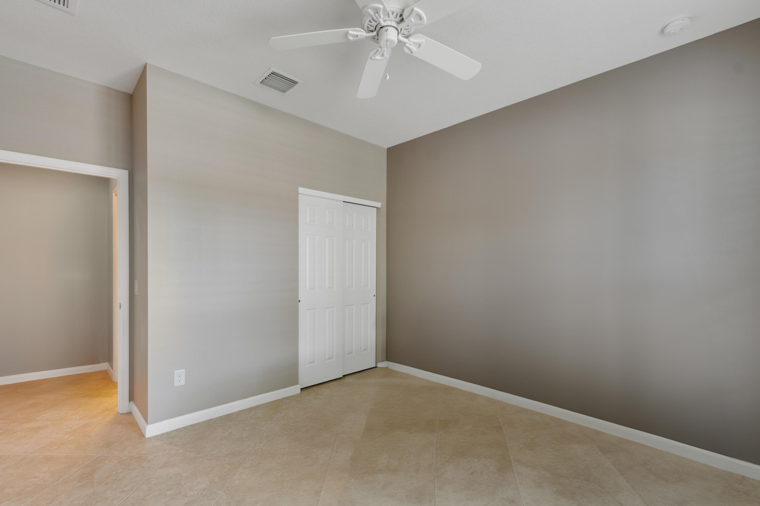 5131 Kipper Way Property Photo 13