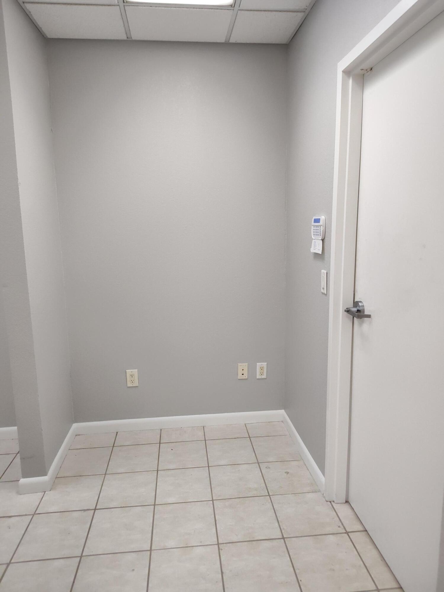 2721 Vista Parkway C-6 Property Photo 15