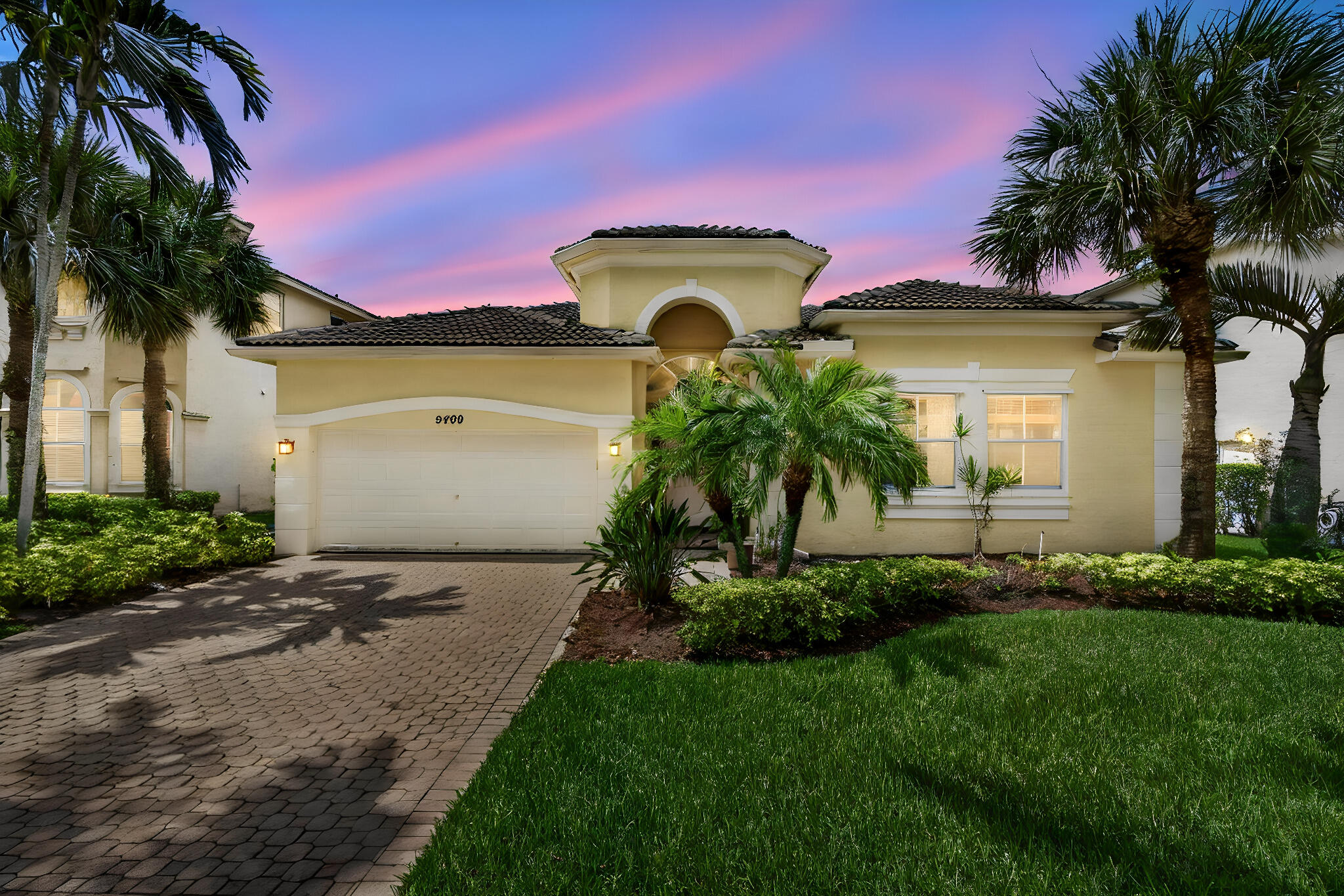 9489 Worswick Court Property Photo 1