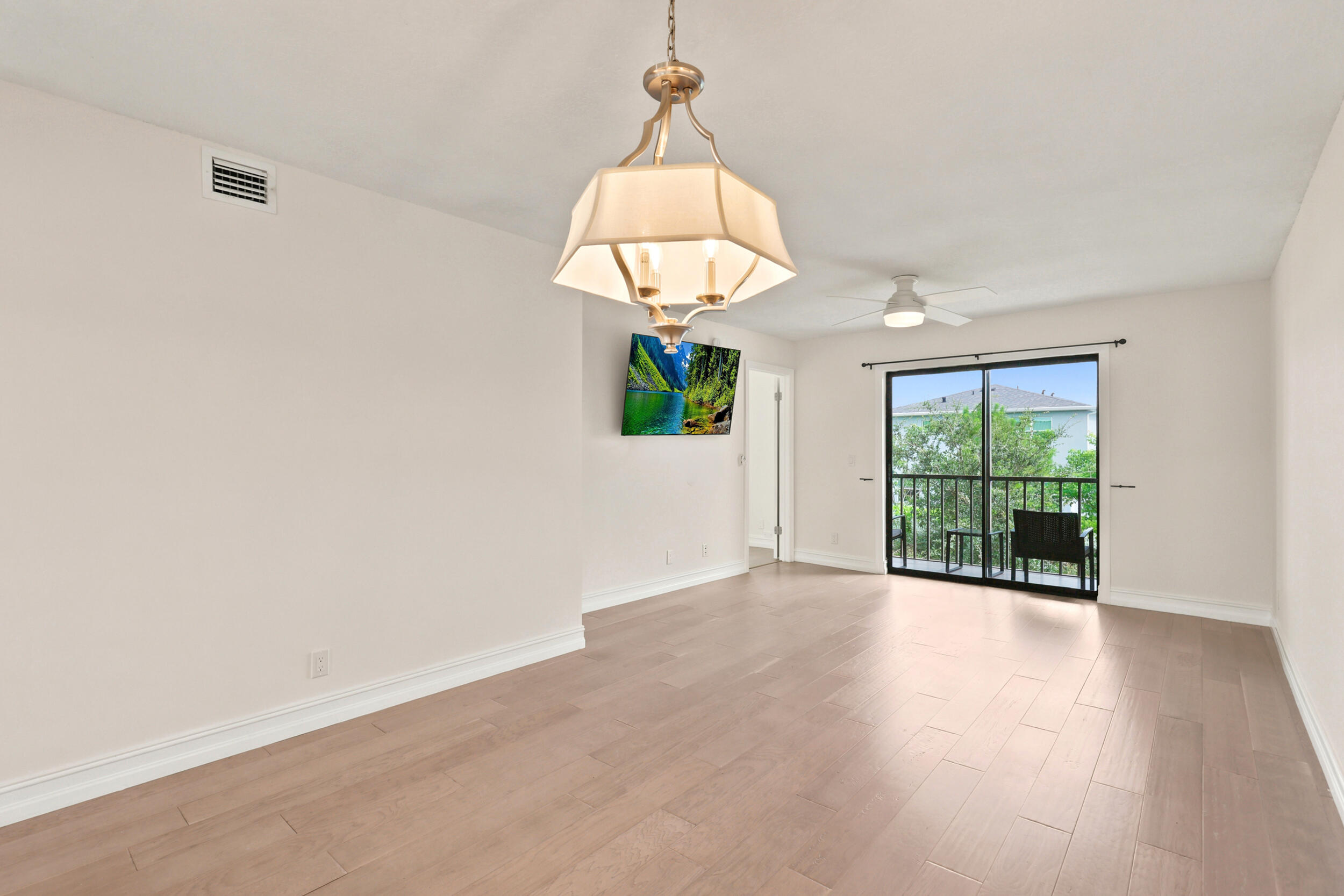 7209 Golf Colony Court 203 Property Photo 12