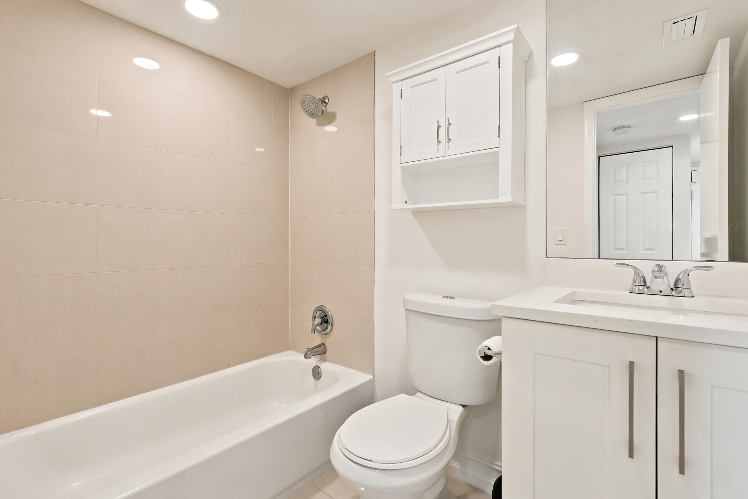 7209 Golf Colony Court 203 Property Photo 34