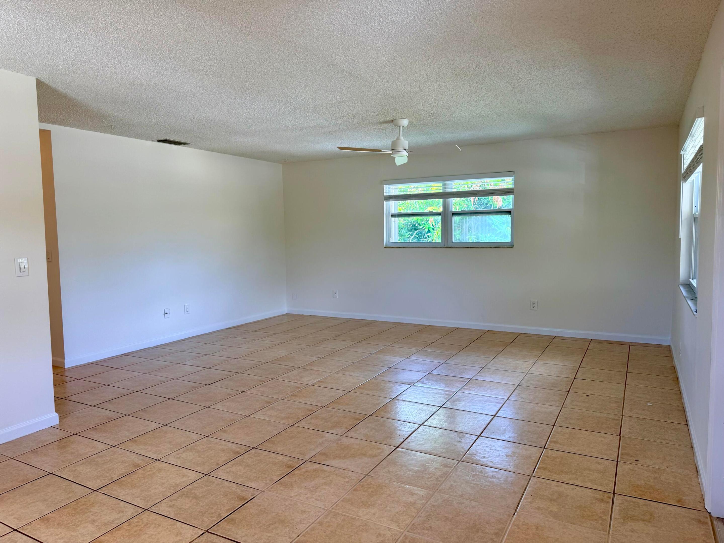 3362 Se Jefferson Street Property Photo 4