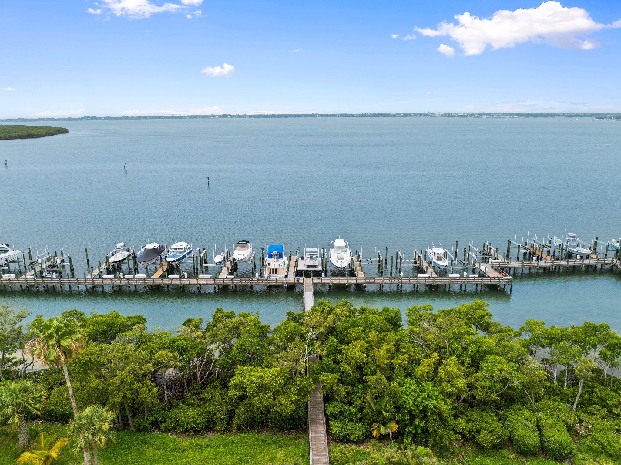 2200 Mariner Bay Boulevard Property Photo 6