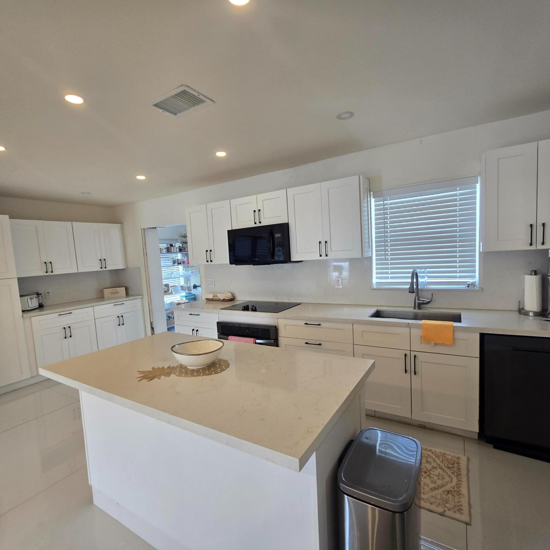 1844 Sheridan Street Property Photo 13
