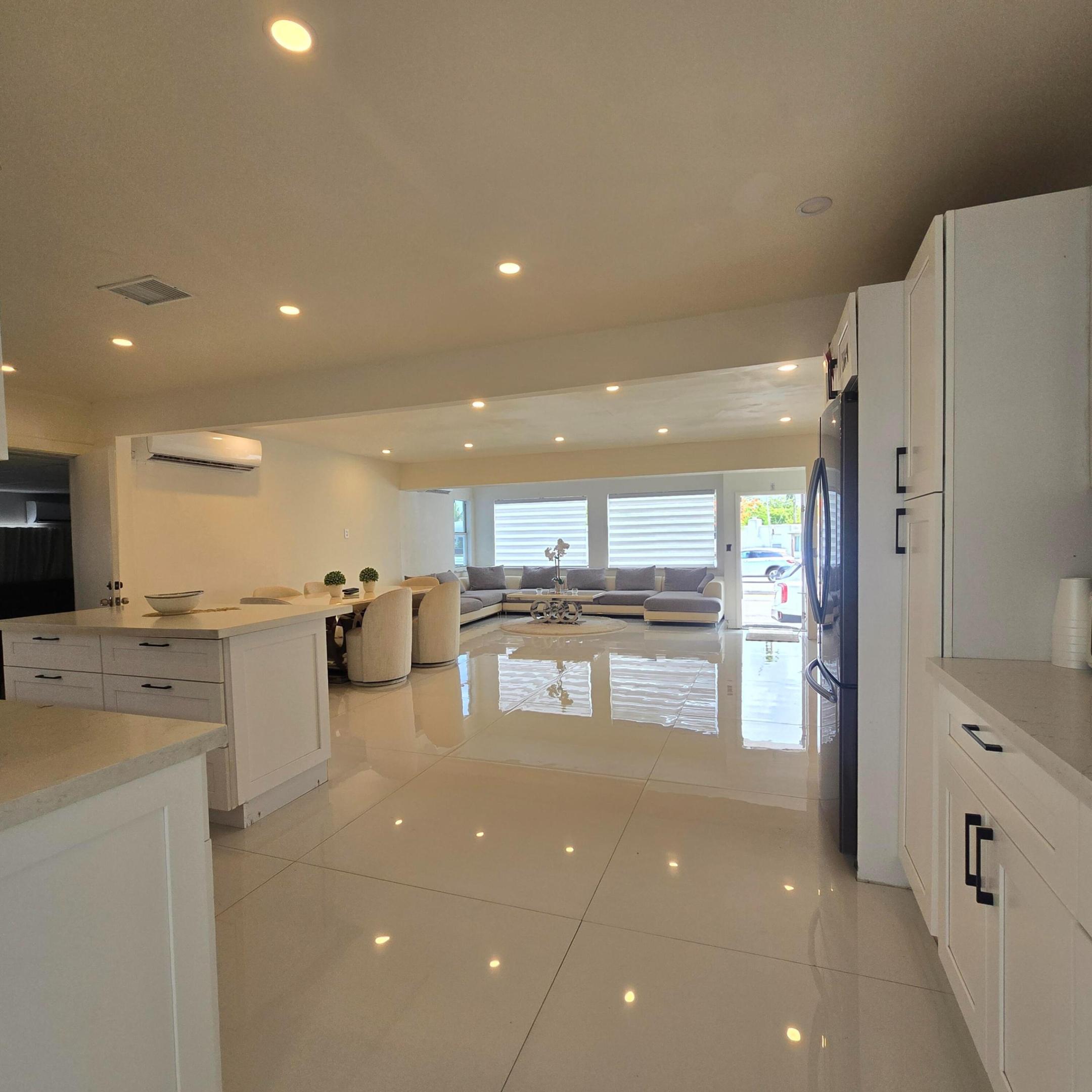 1844 Sheridan Street Property Photo 25