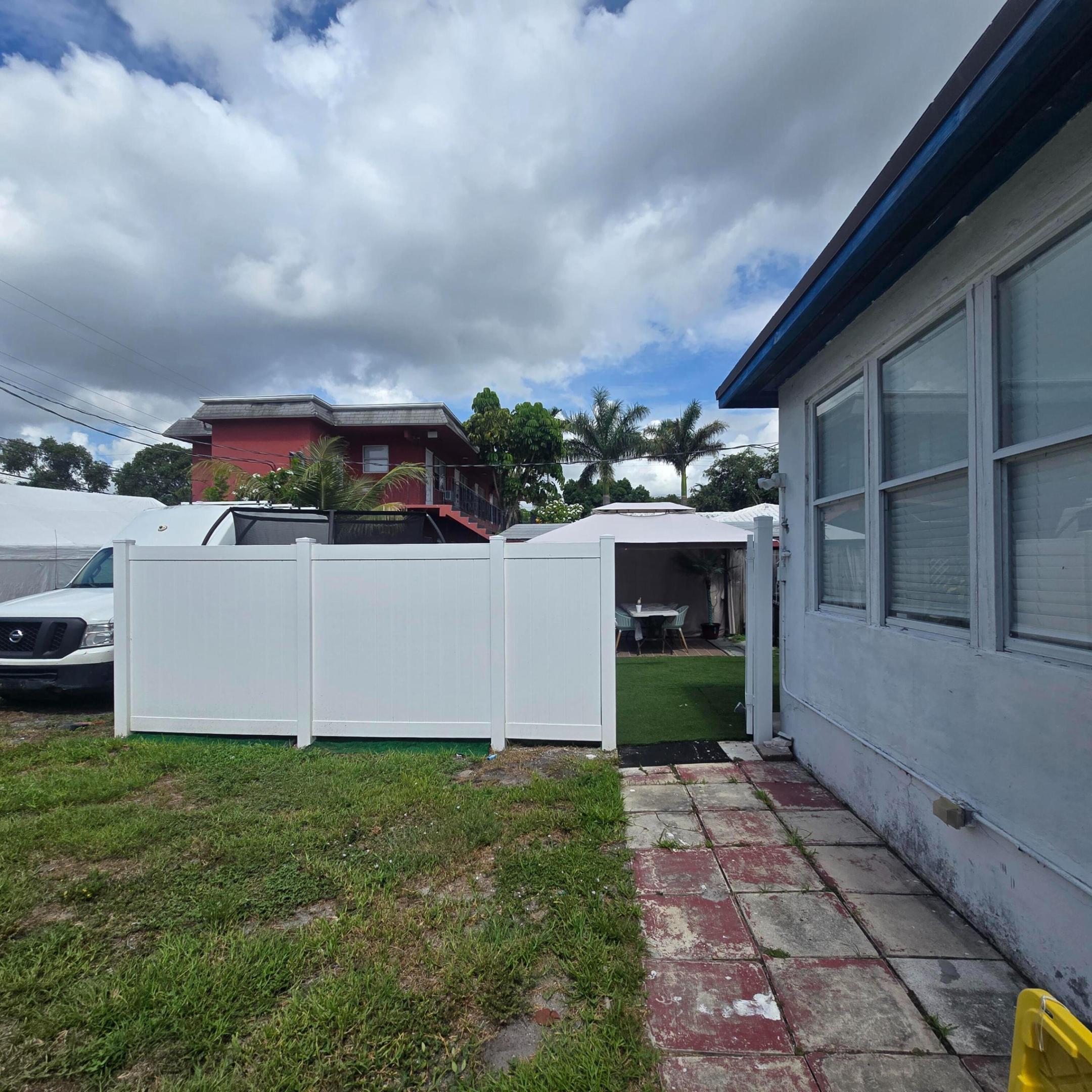 1844 Sheridan Street Property Photo 30