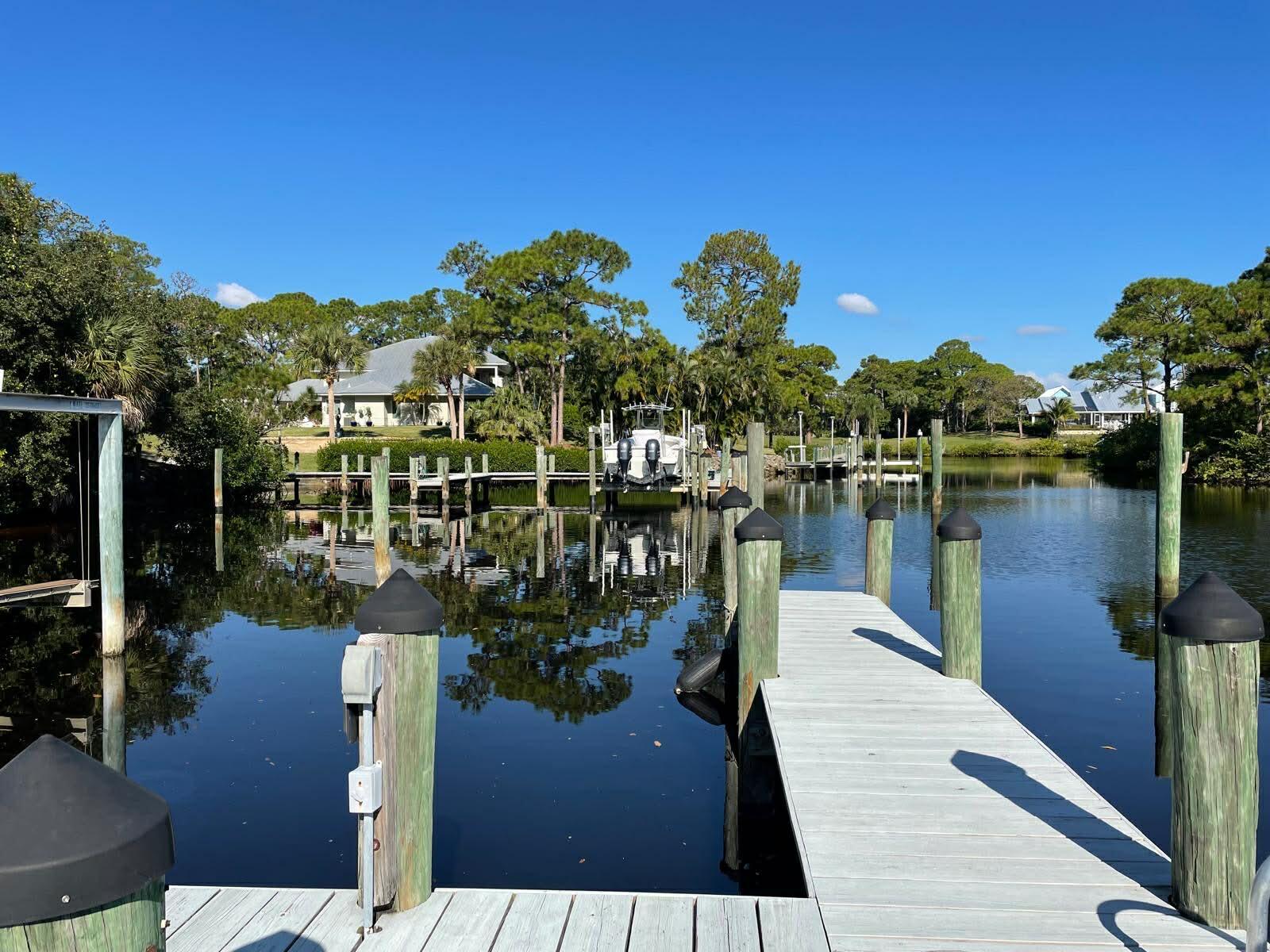 3233 Nw Dockage Way Property Photo 4