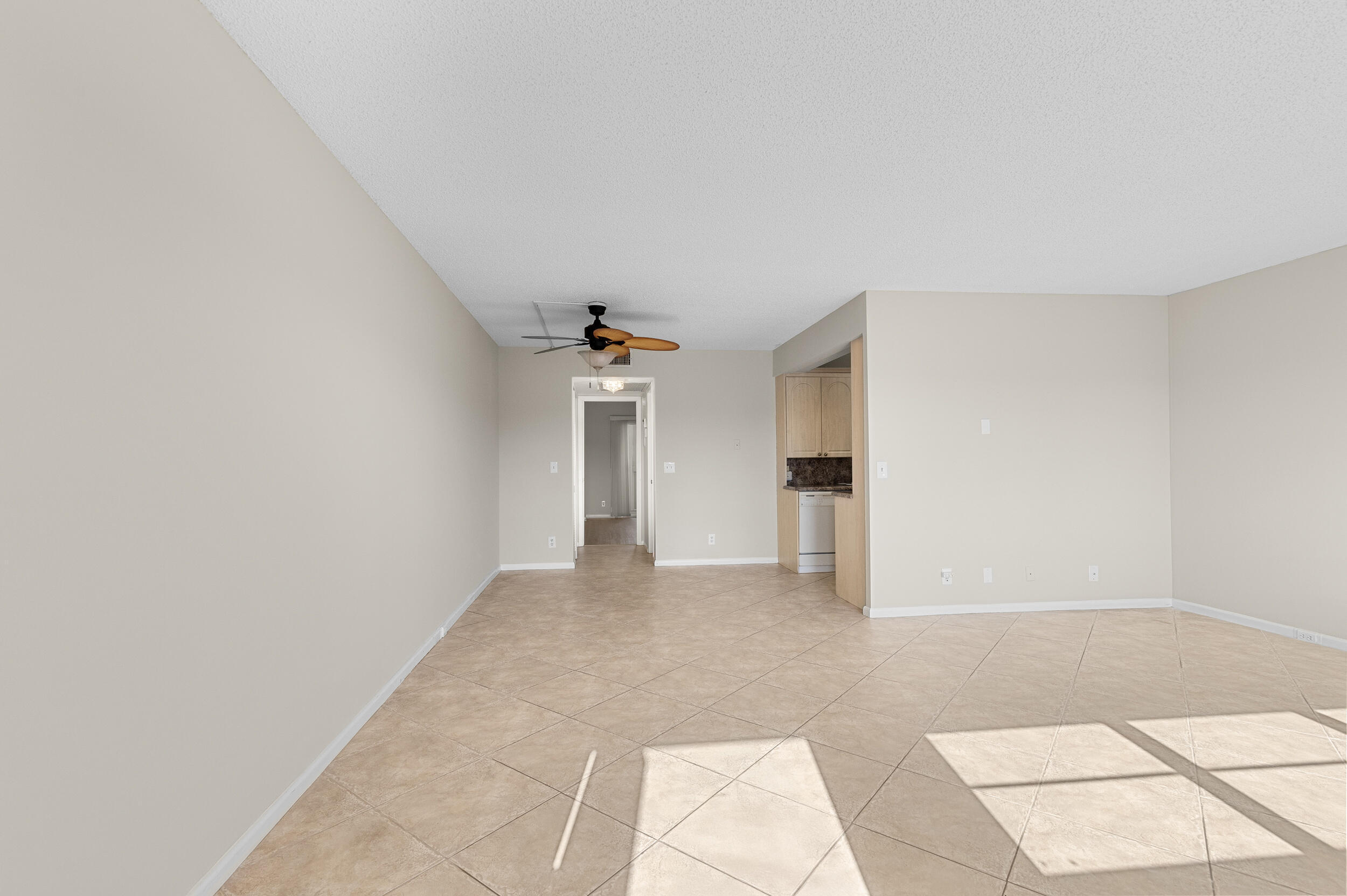 3013 Wolverton A Property Photo 3