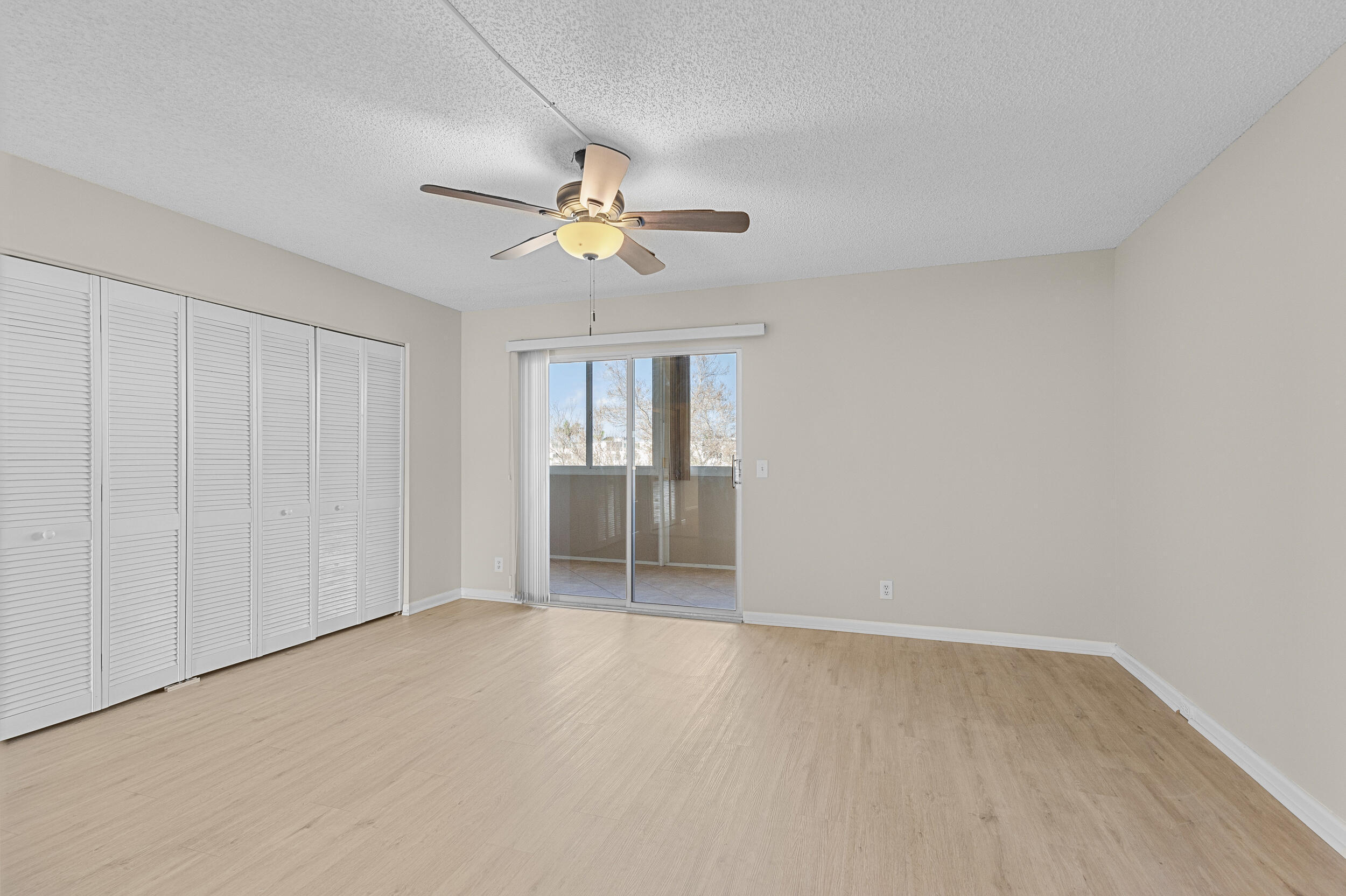3013 Wolverton A Property Photo 19