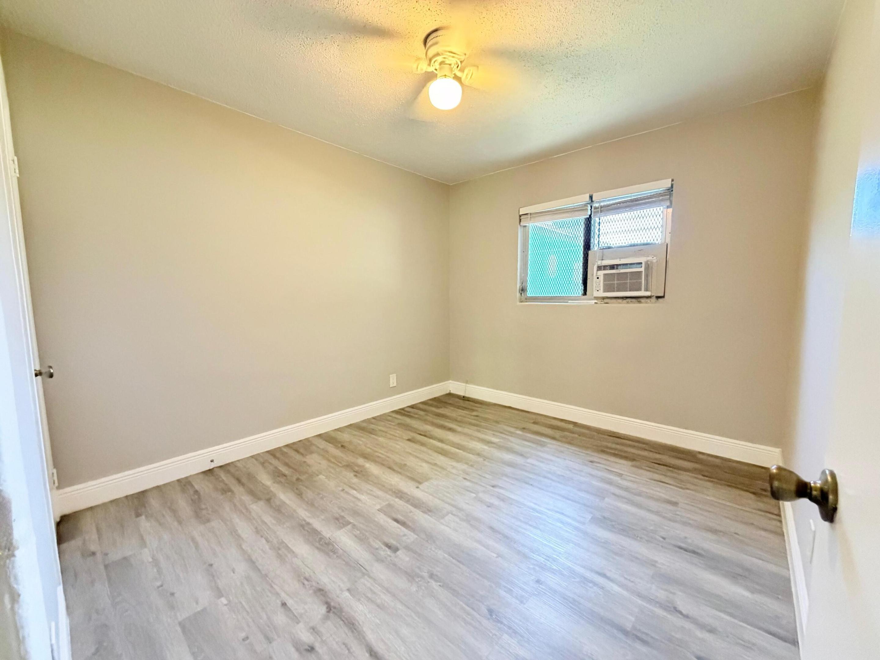 809 2nd Street 2 Property Photo 8