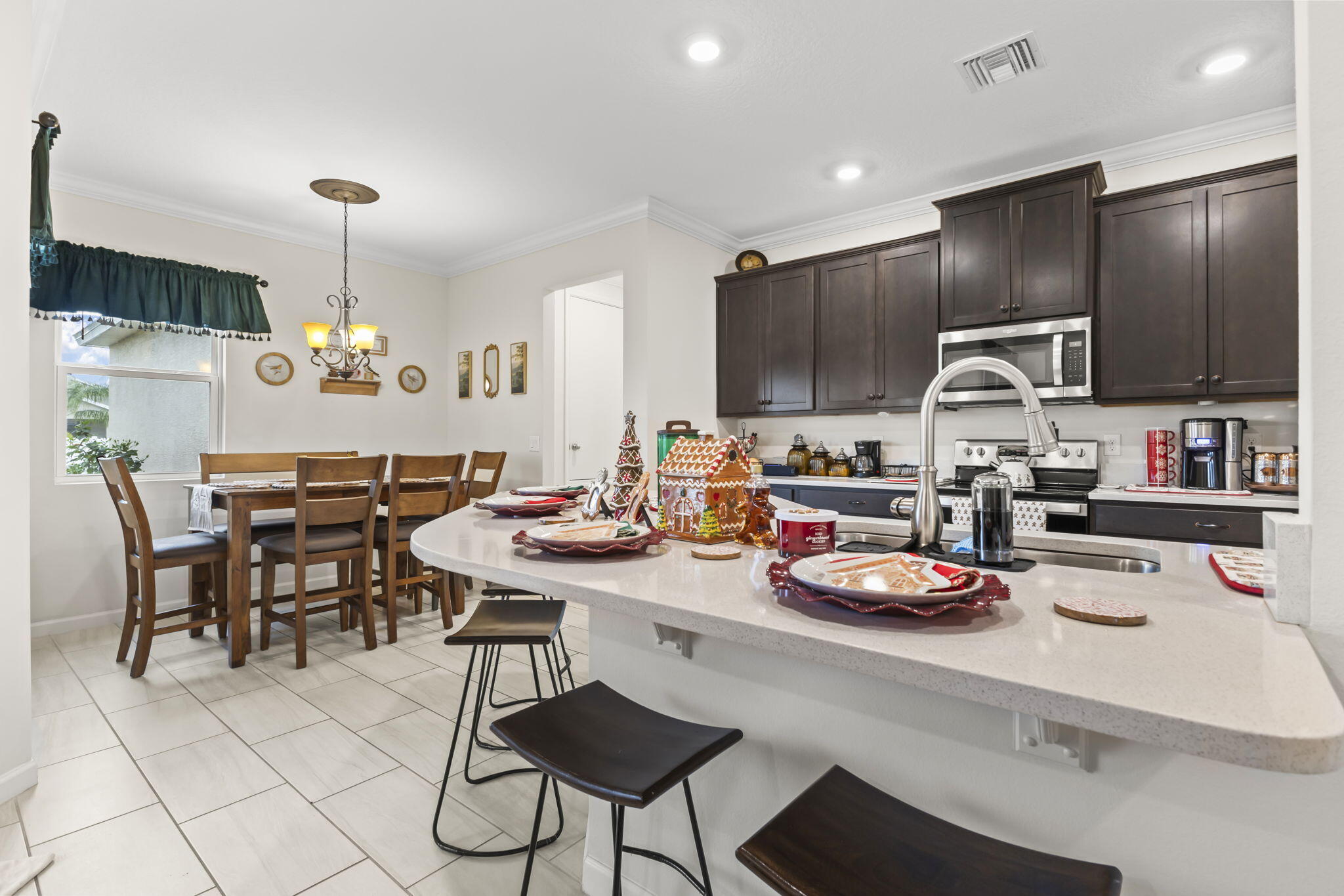 1465 Bruntsfield Terrace Property Photo 9