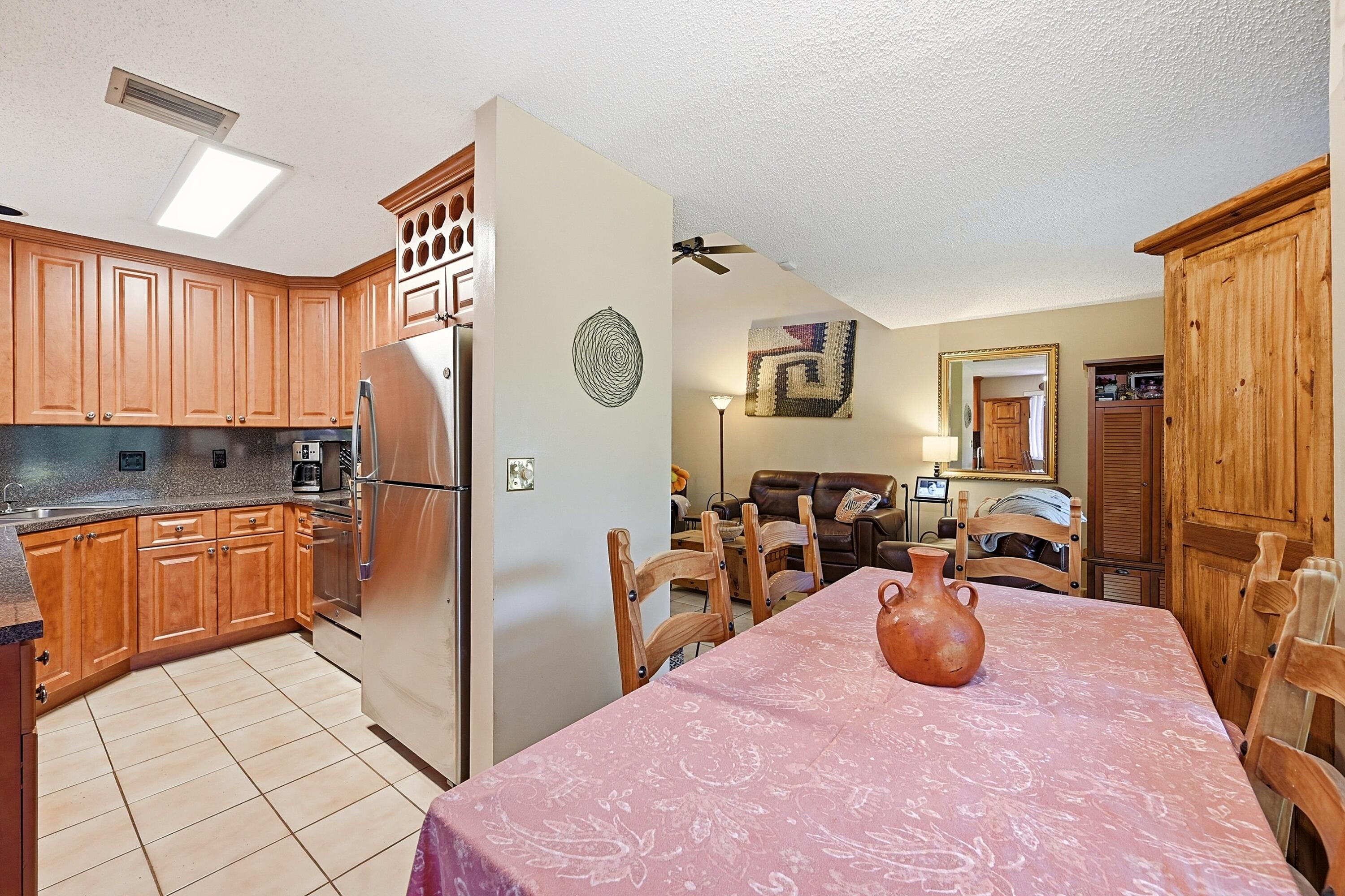 2118 Discovery Circle W Property Photo 10
