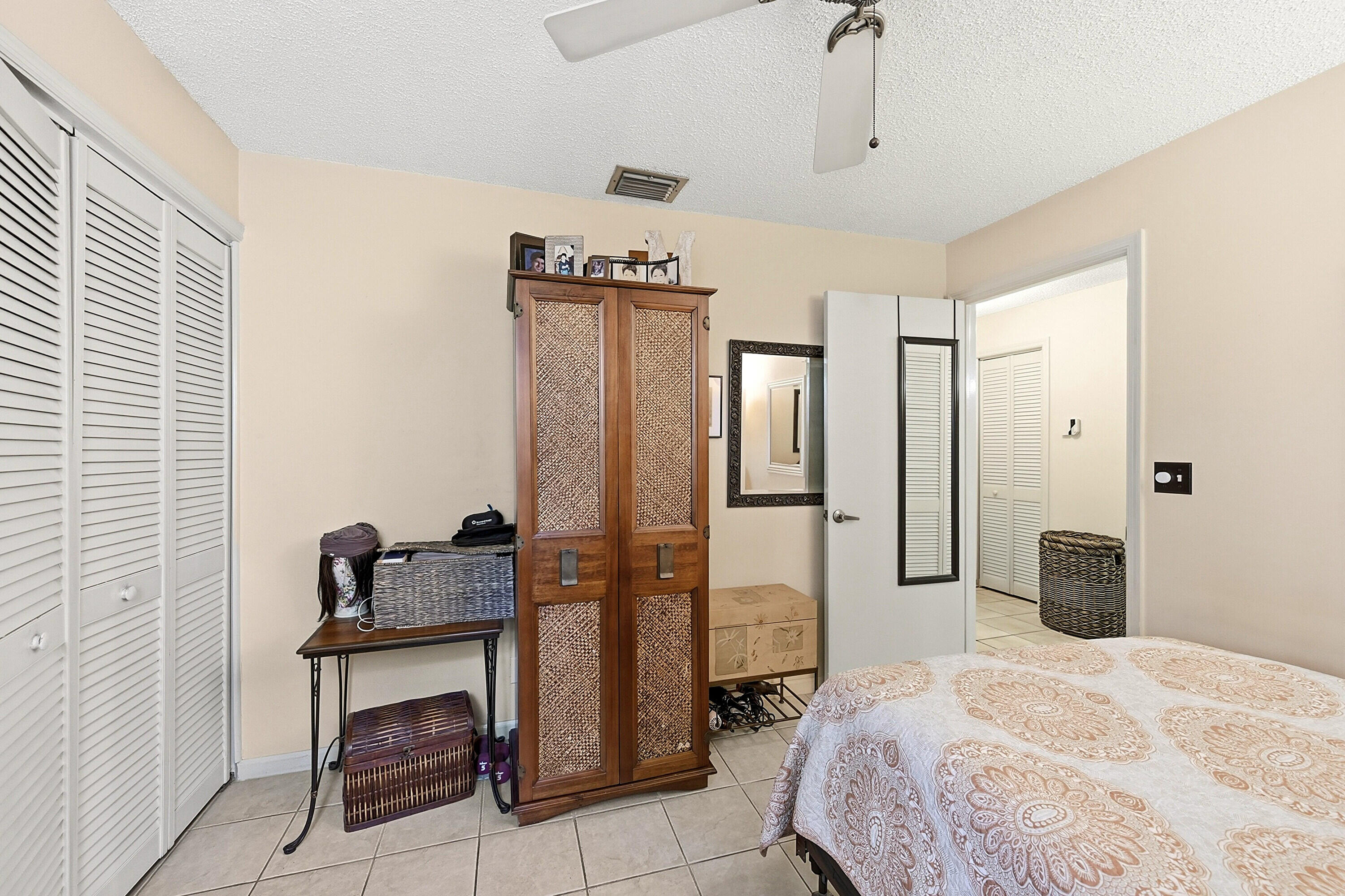 2118 Discovery Circle W Property Photo 15