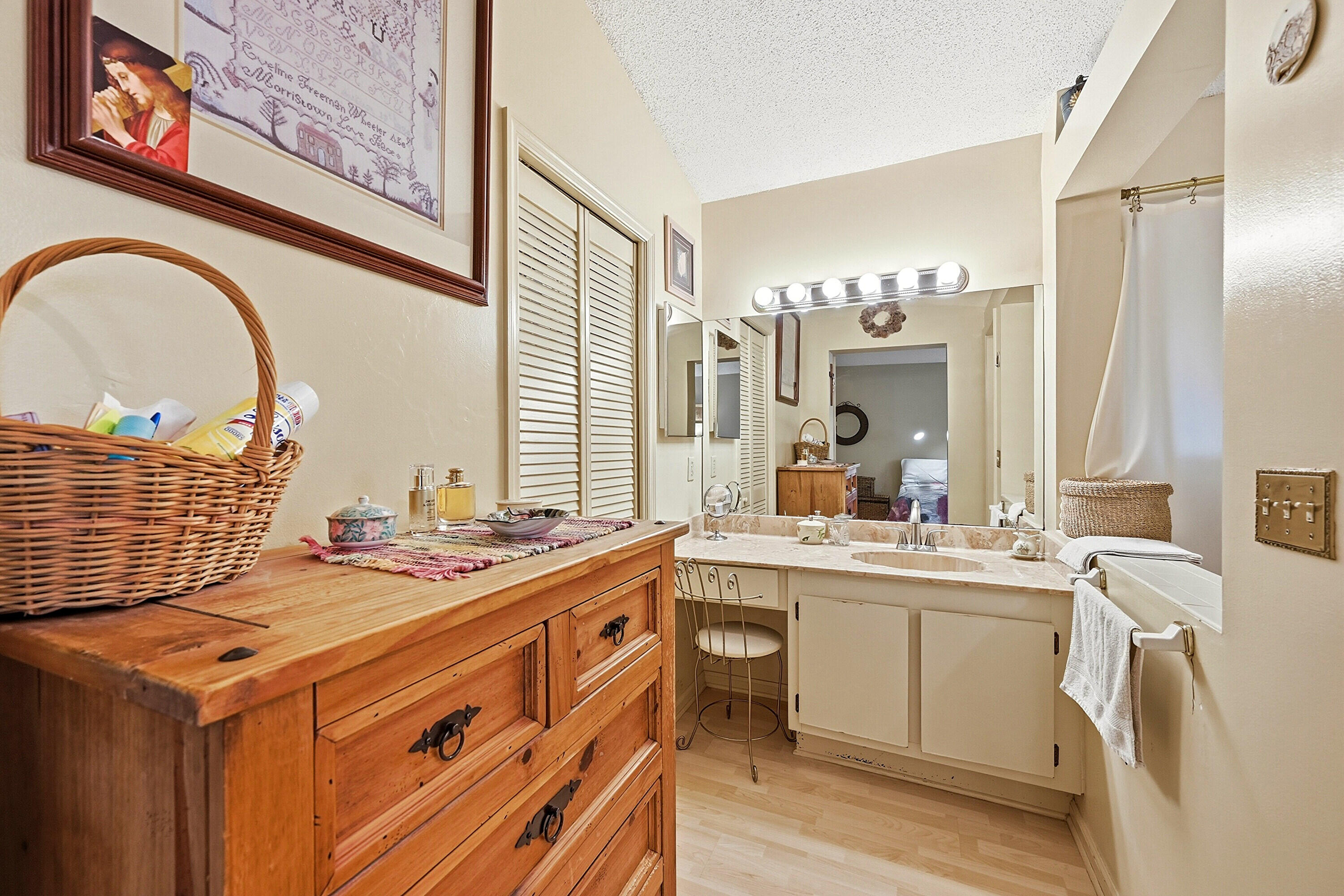 2118 Discovery Circle W Property Photo 21