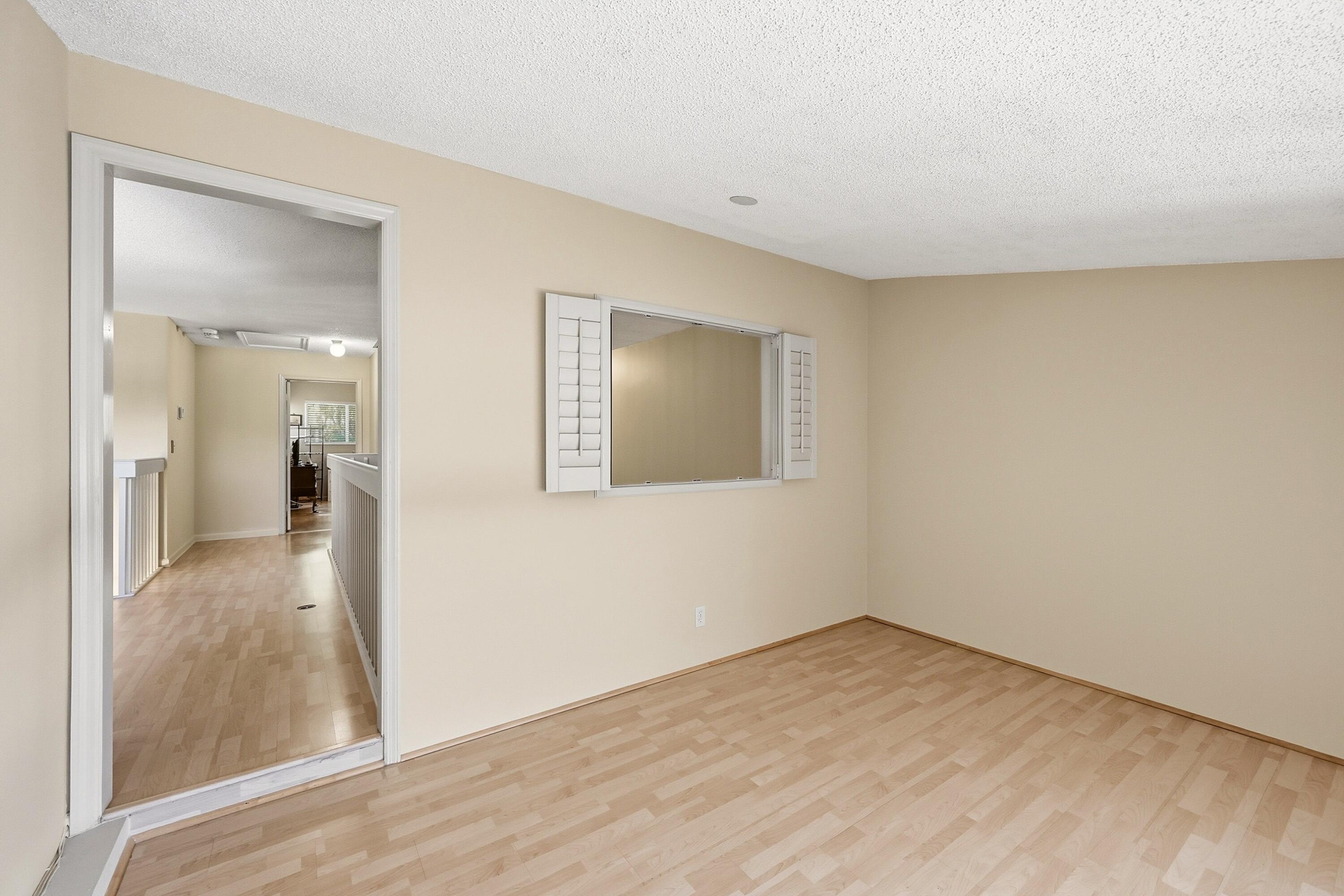 2118 Discovery Circle W Property Photo 27