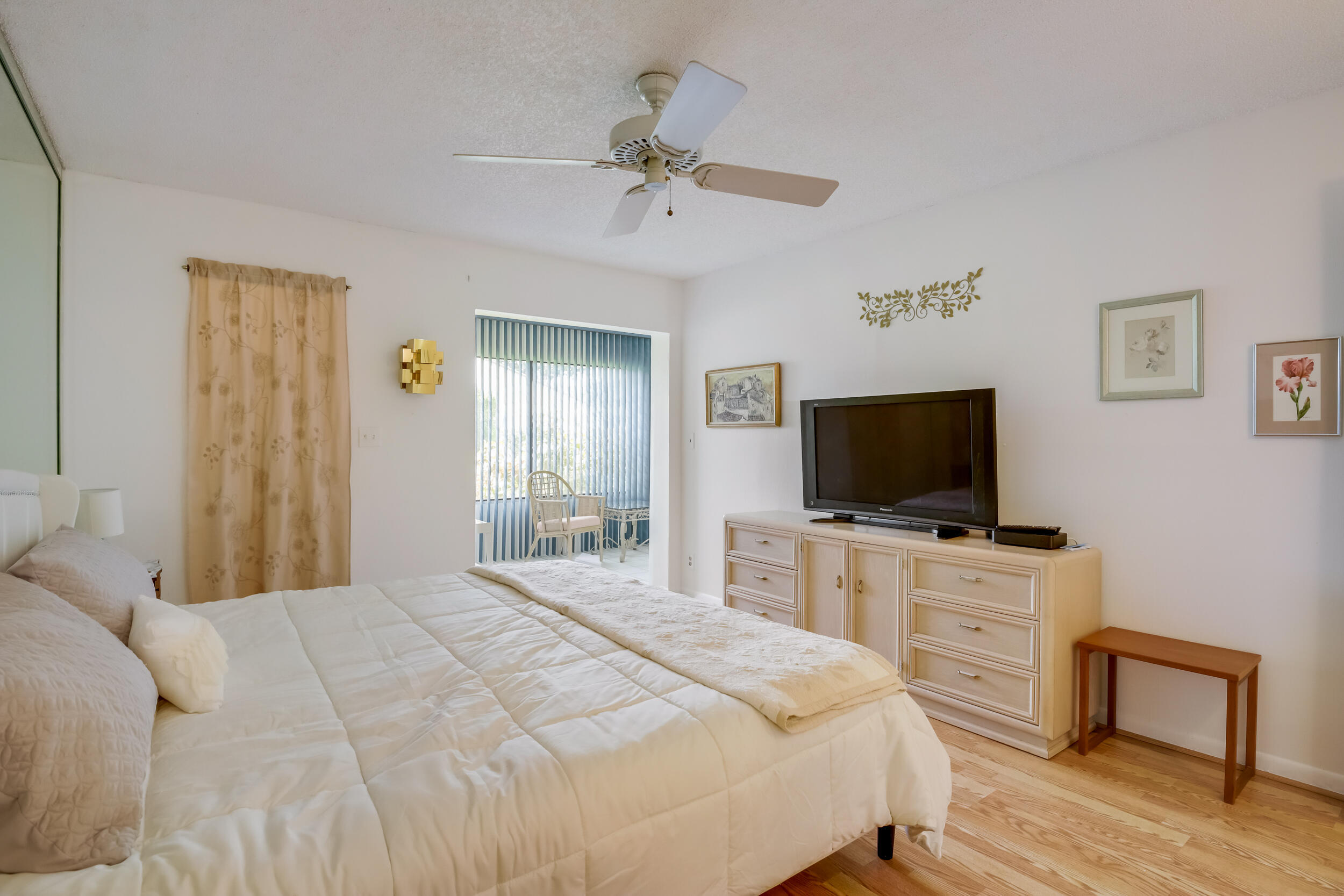 3154 Via Poinciana 116 Property Photo 12