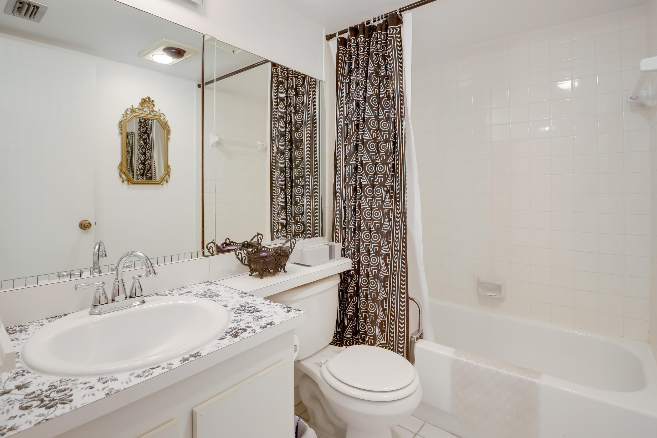 3154 Via Poinciana 116 Property Photo 16