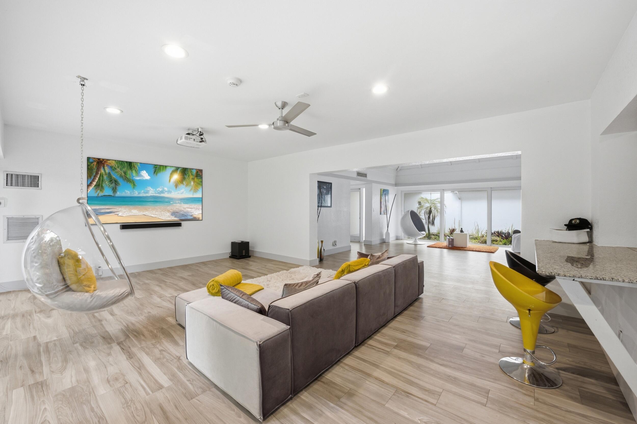 4400 Queen Palm Lane Property Photo 17