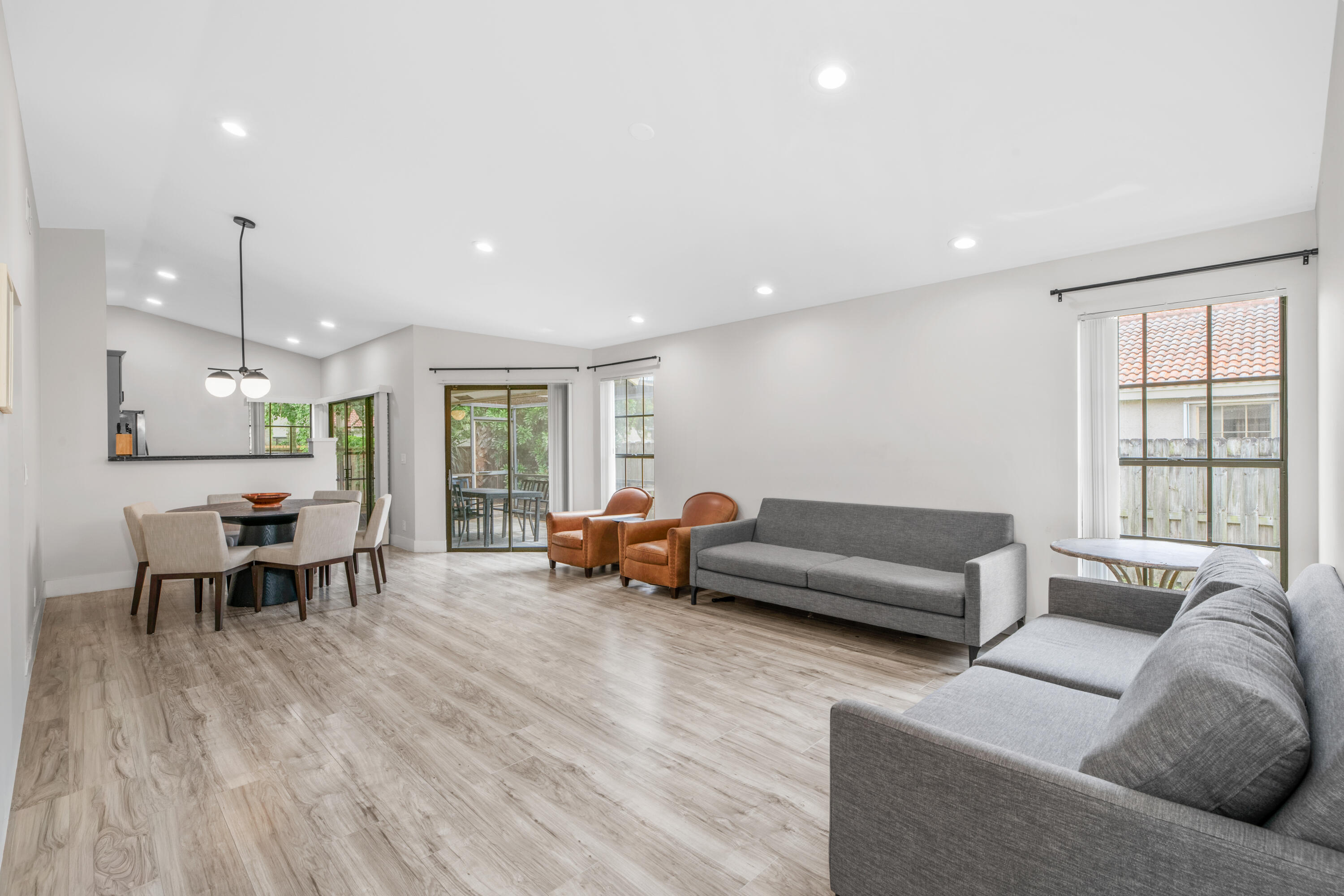 1763 Harborside Circle Property Photo 11