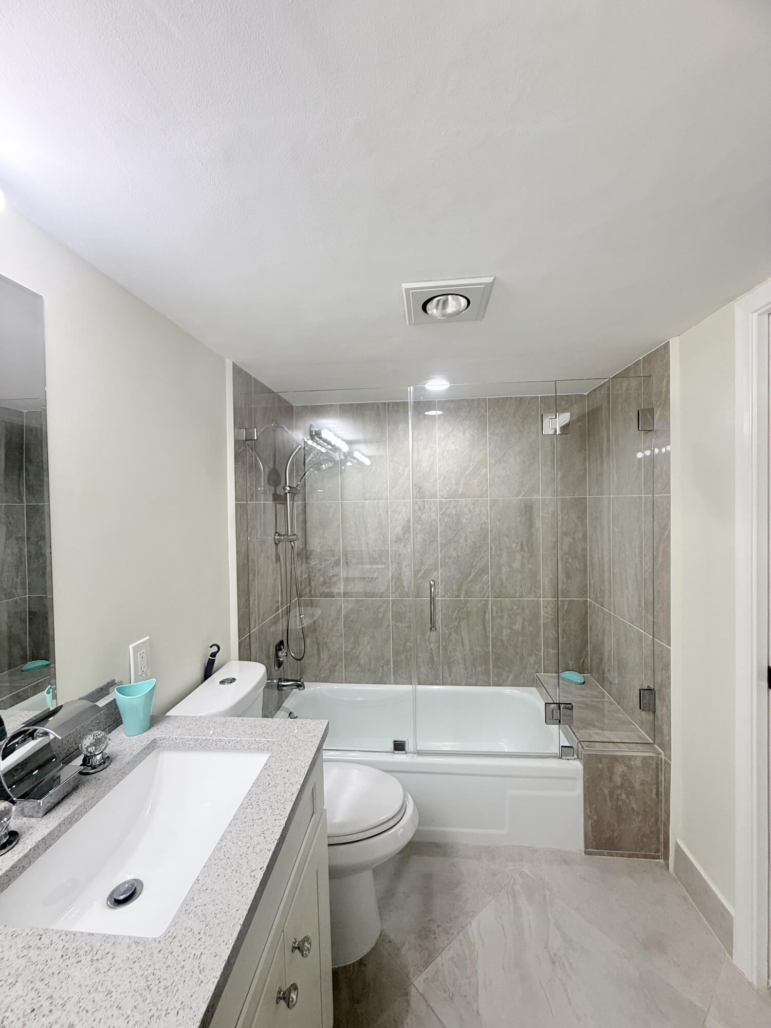 2301 Lucaya Lane D3 Property Photo 36