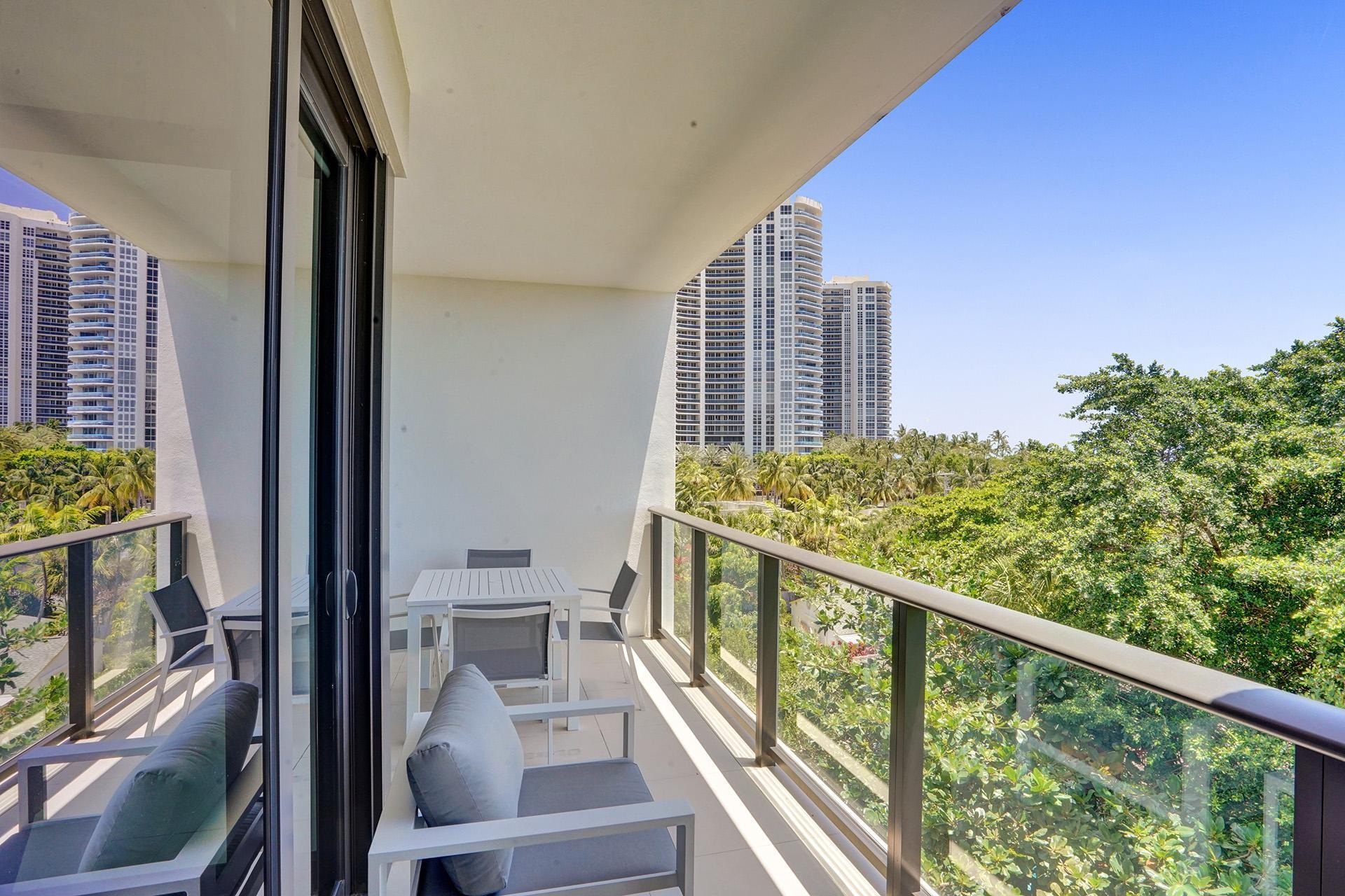 3040 N Ocean Boulevard N205 Property Photo 14